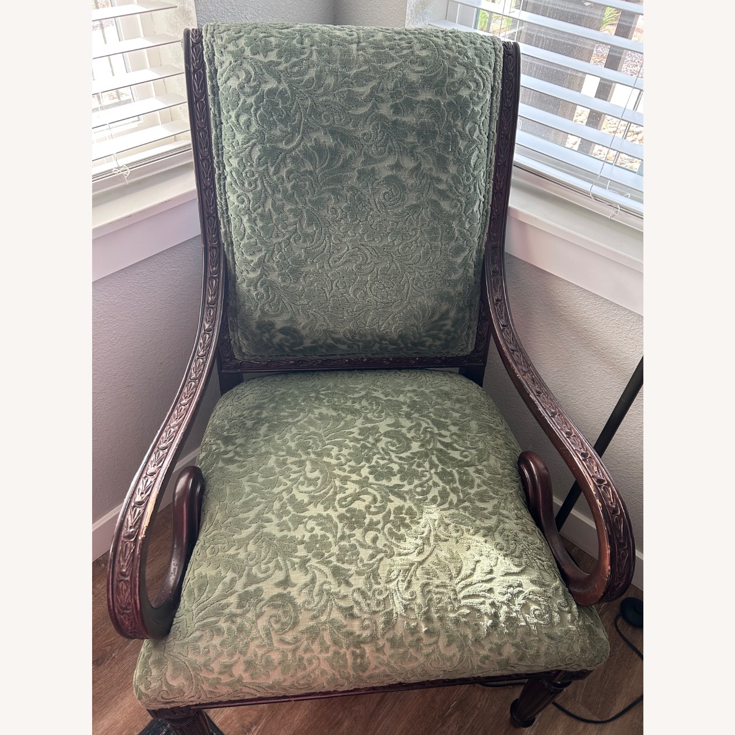 Vintage Accent Chair - image-3