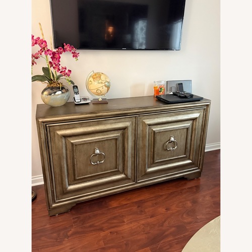 Used Media Storage Unit  for sale on AptDeco