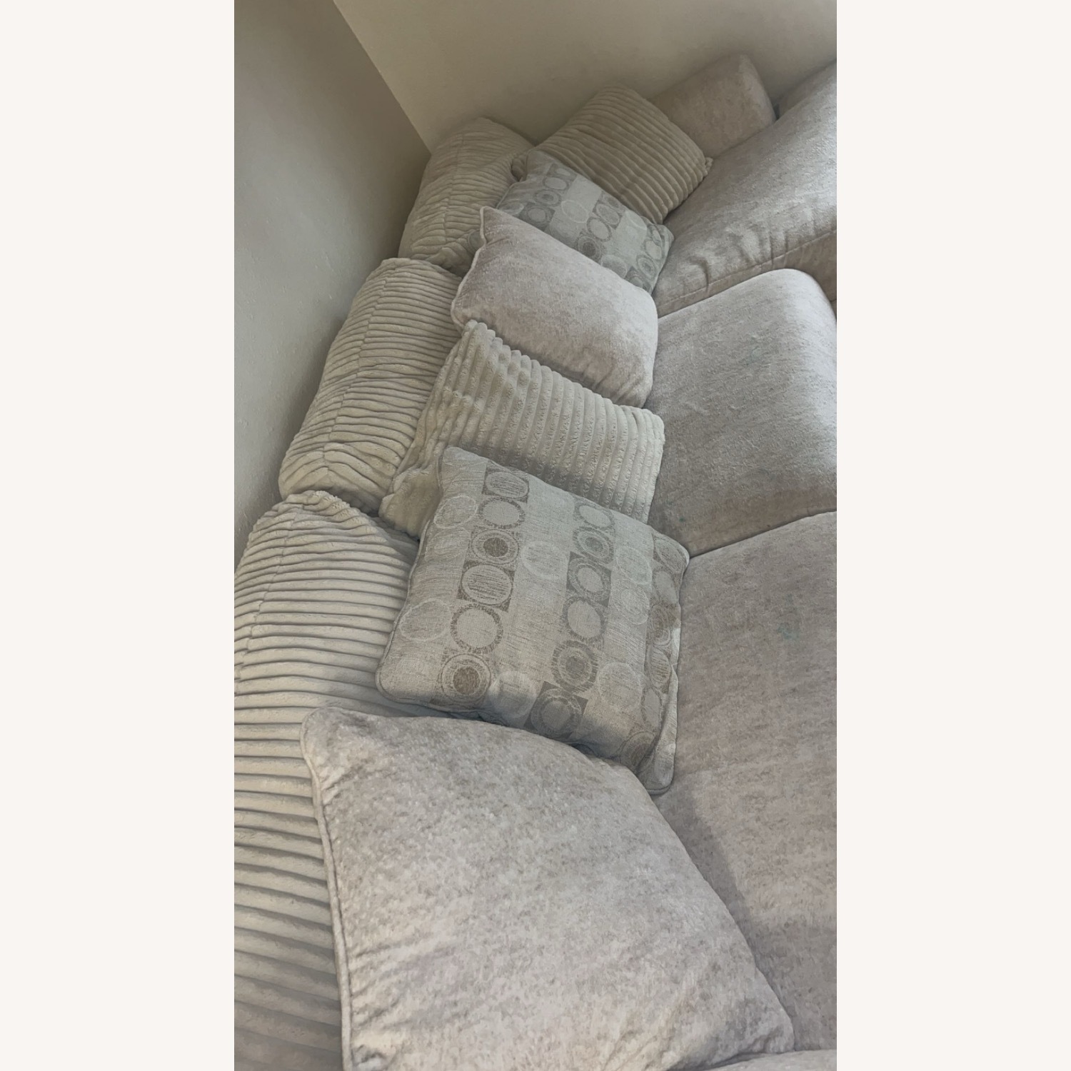 Ashley 2 Piece Sectional With Chaise - image-3