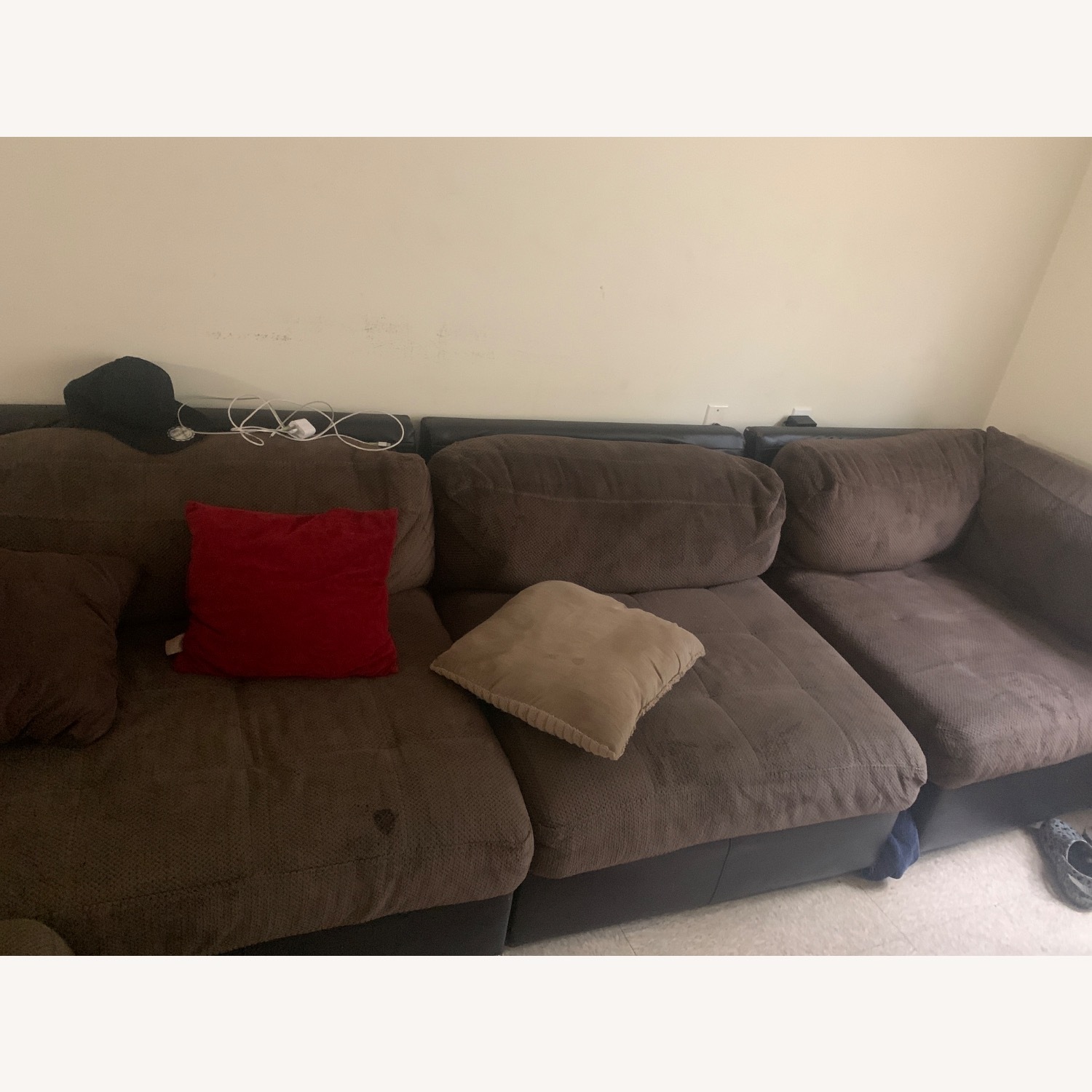 Sectional Couch - image-5
