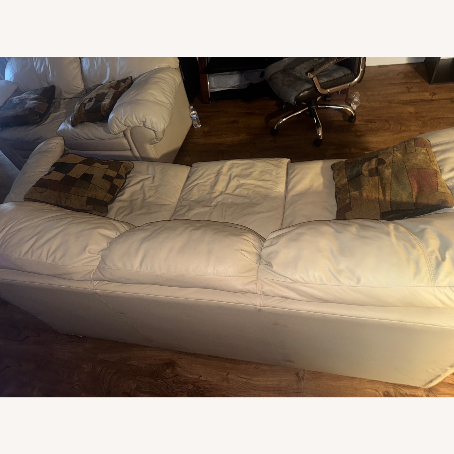 Tan Leather Sofa 3 Seats - image-3