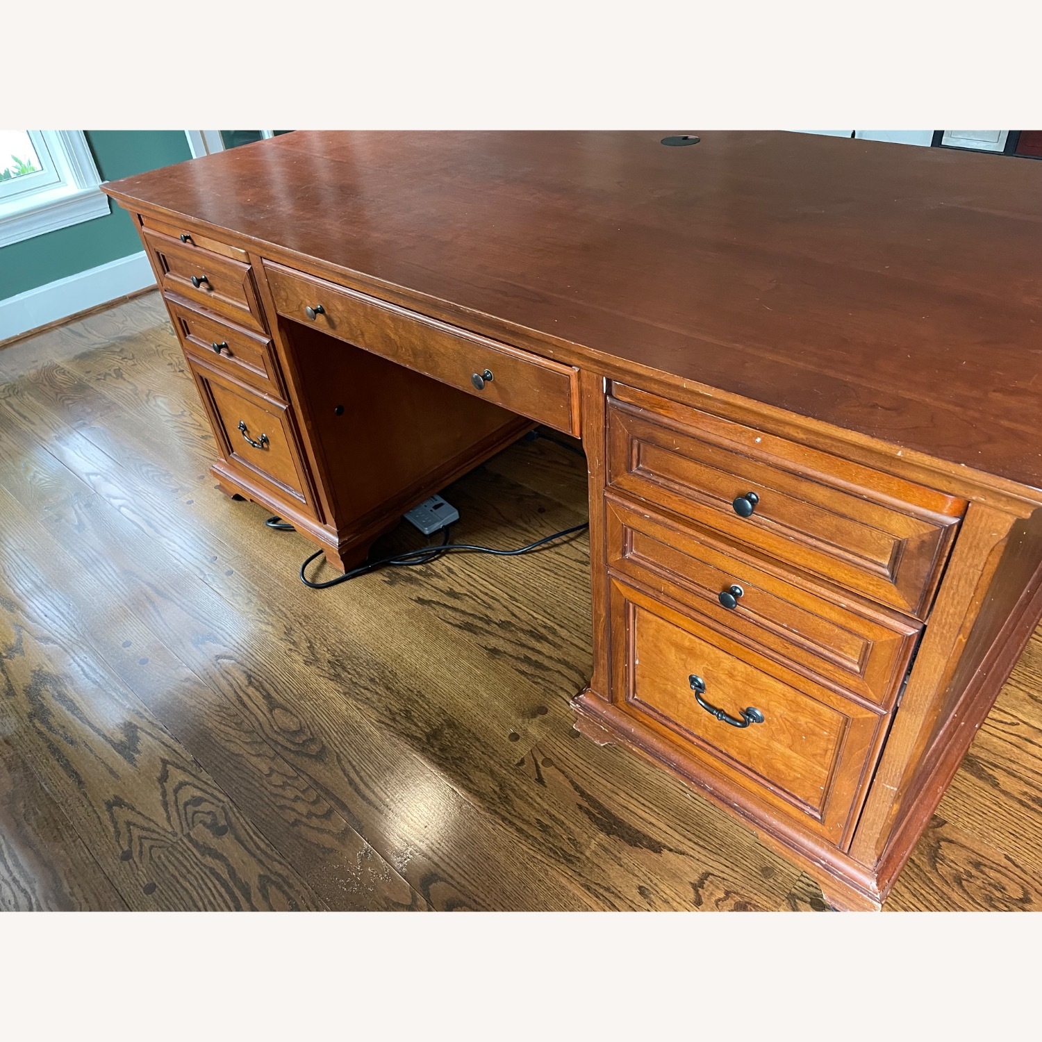 Executive Desk - image-5