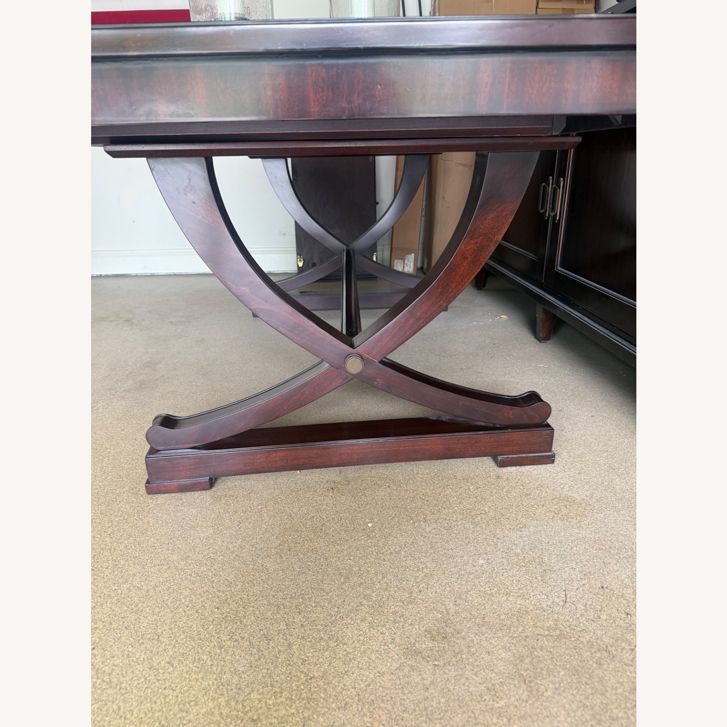 Lexington Furniture Dining Table - image-5