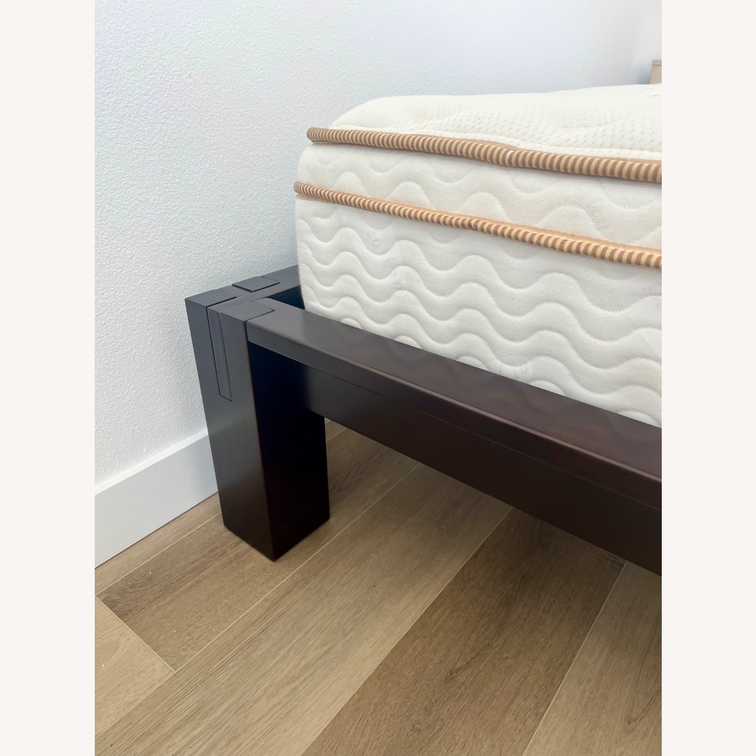 Haiku Platform Bed Dark Walnut Eco-Friendly - image-2