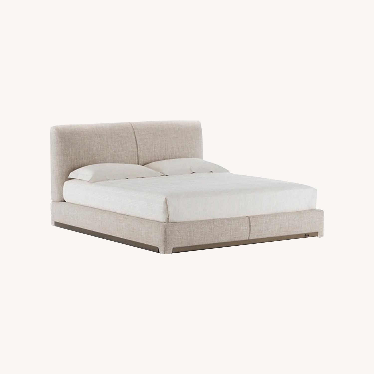 Flou AtelierM King Size Bed - image-0