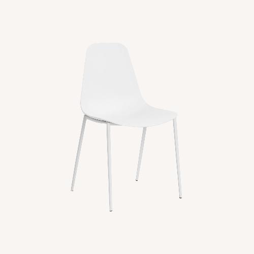 Used Set of 2 Svelti Modern White Dining Chairs for sale on AptDeco