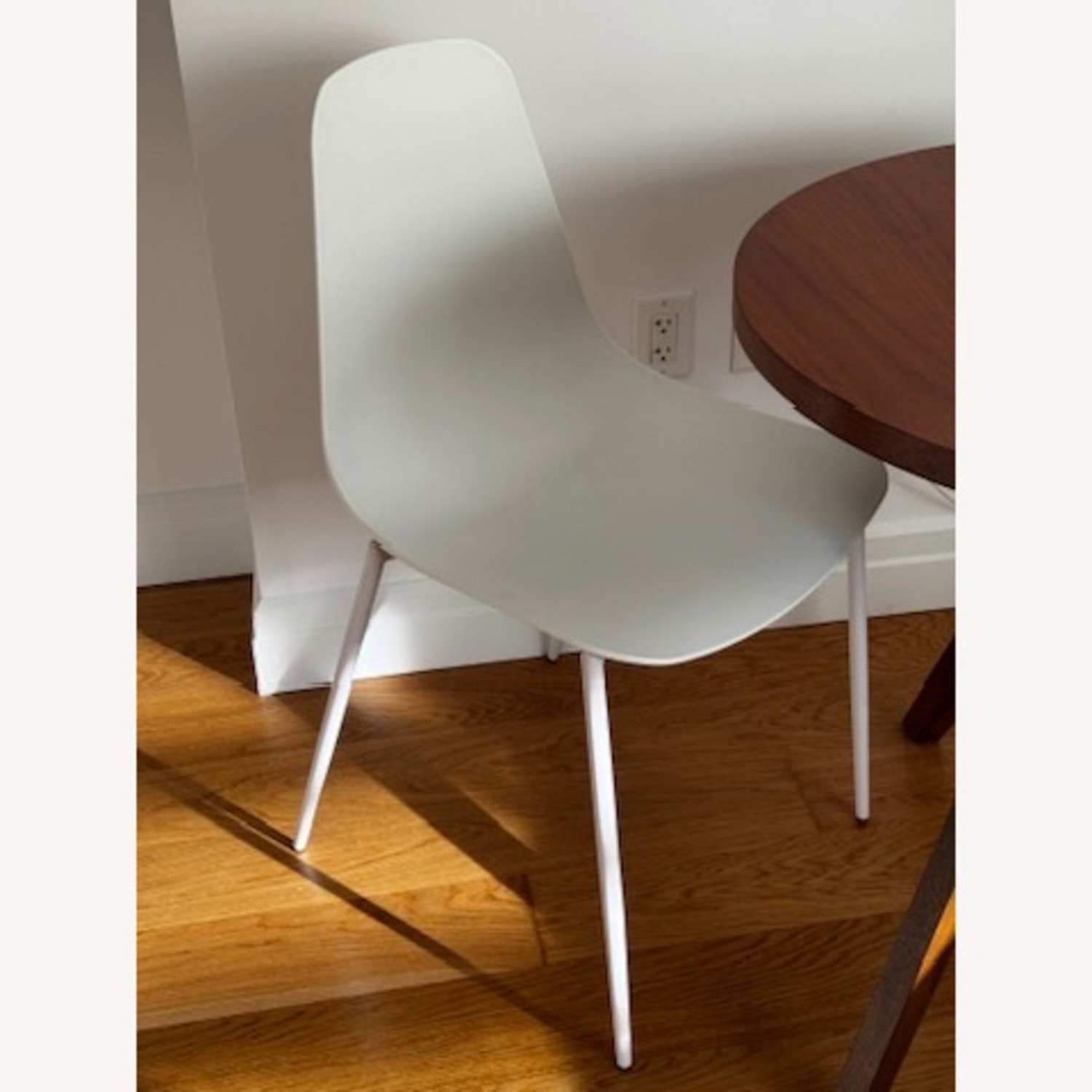 Set of 2 Svelti Modern White Dining Chairs - image-1
