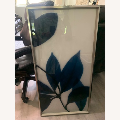 Used Pair of Flower Pictures  for sale on AptDeco