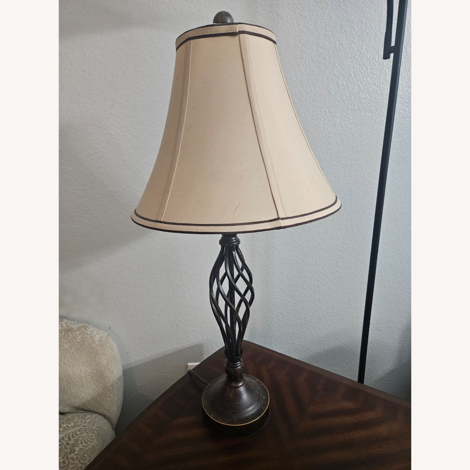Table Lamp  - image-4