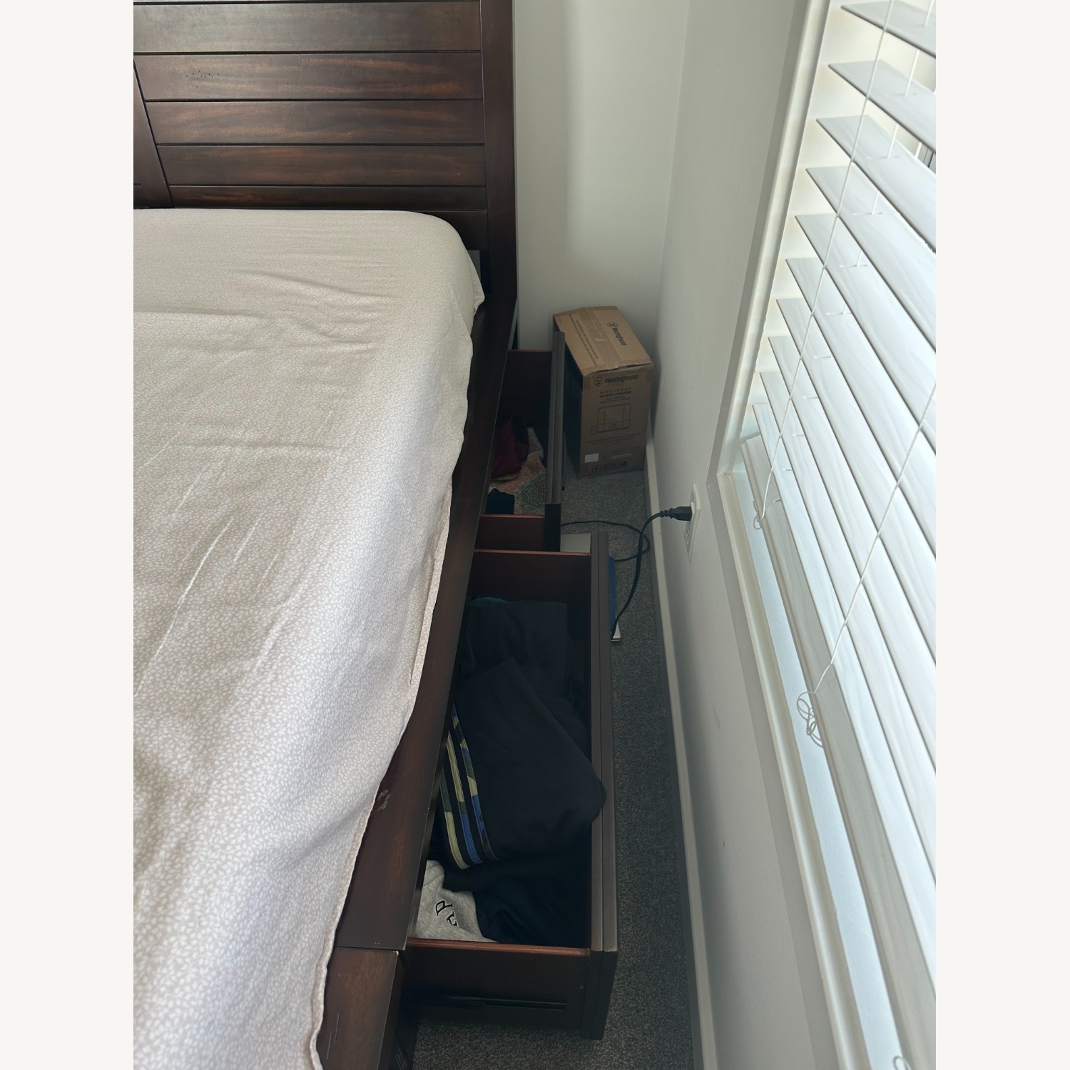 Queen Size Bed  - image-4