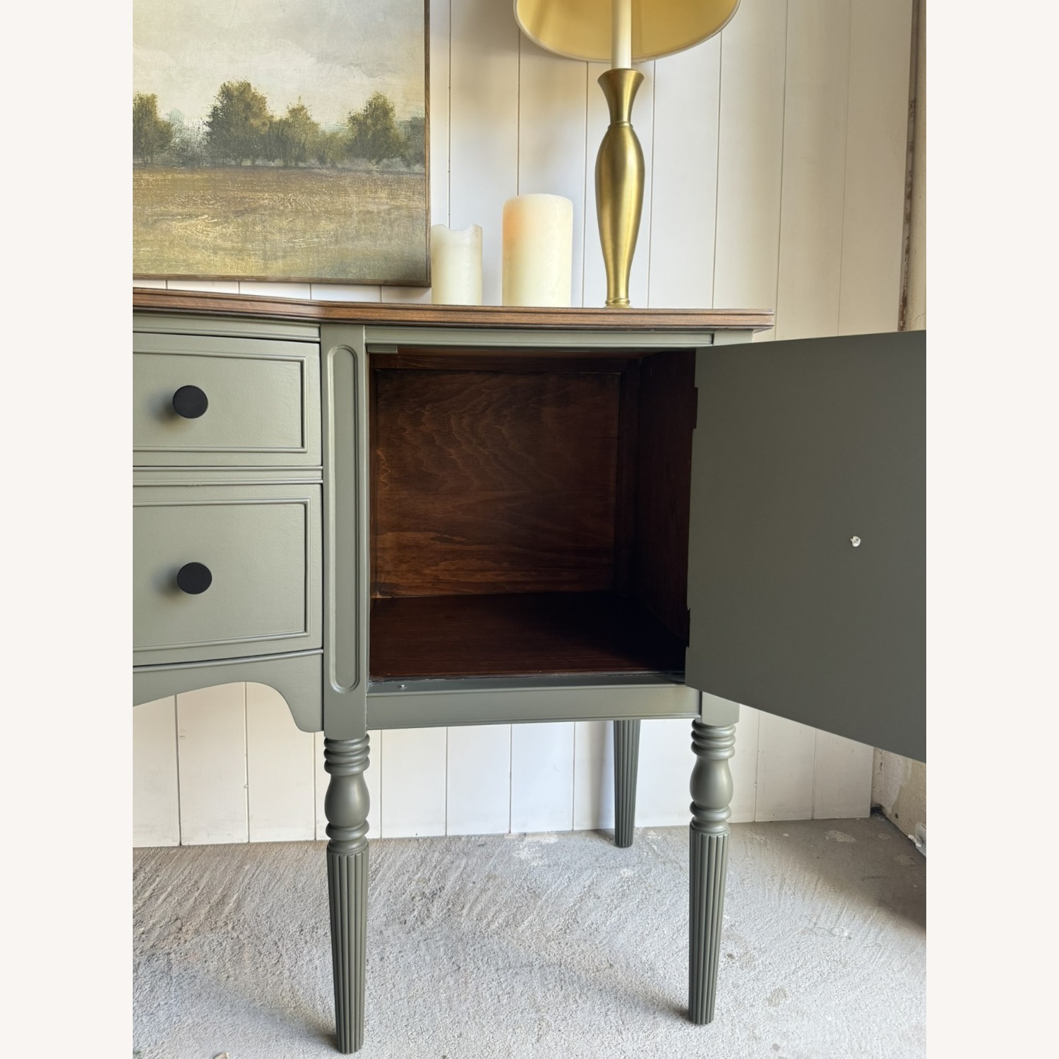 Vintage Hepplewhite Solid Mahogany Buffet - image-7