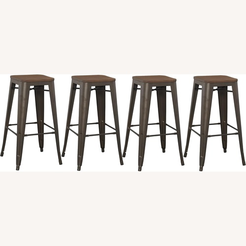 Used 4 Metal/Wood Barstools for sale on AptDeco