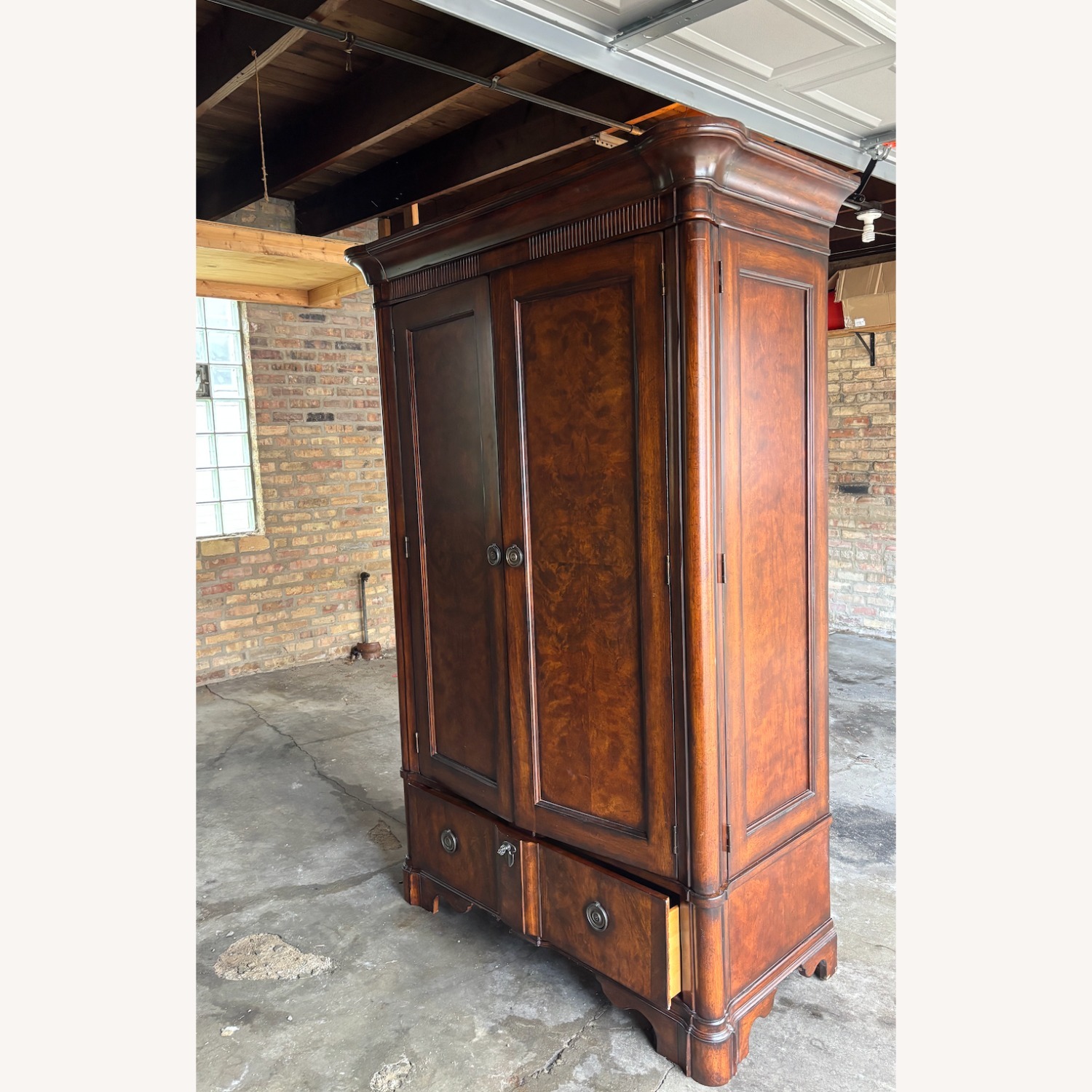 Furniture Land Plantation Armoire - image-3
