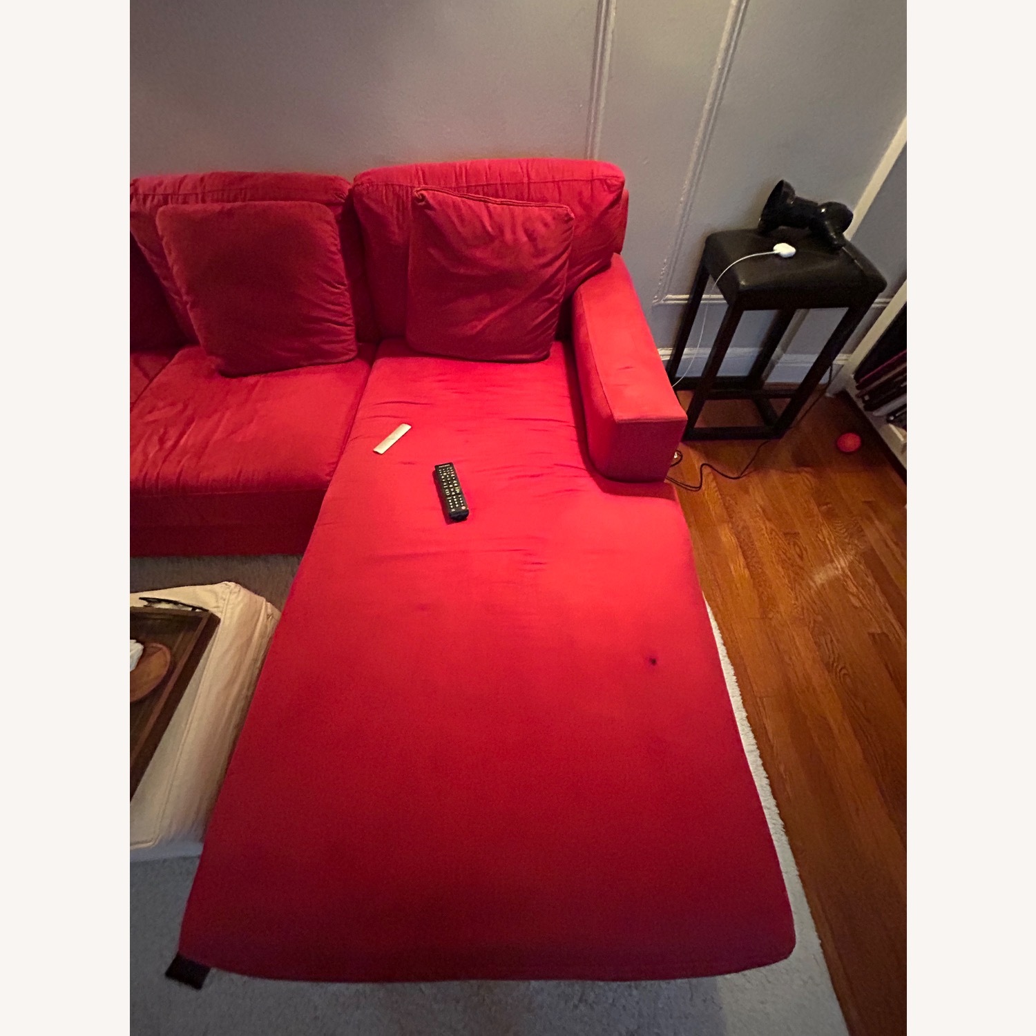 Macy's Comfy Couch With Extension - image-2