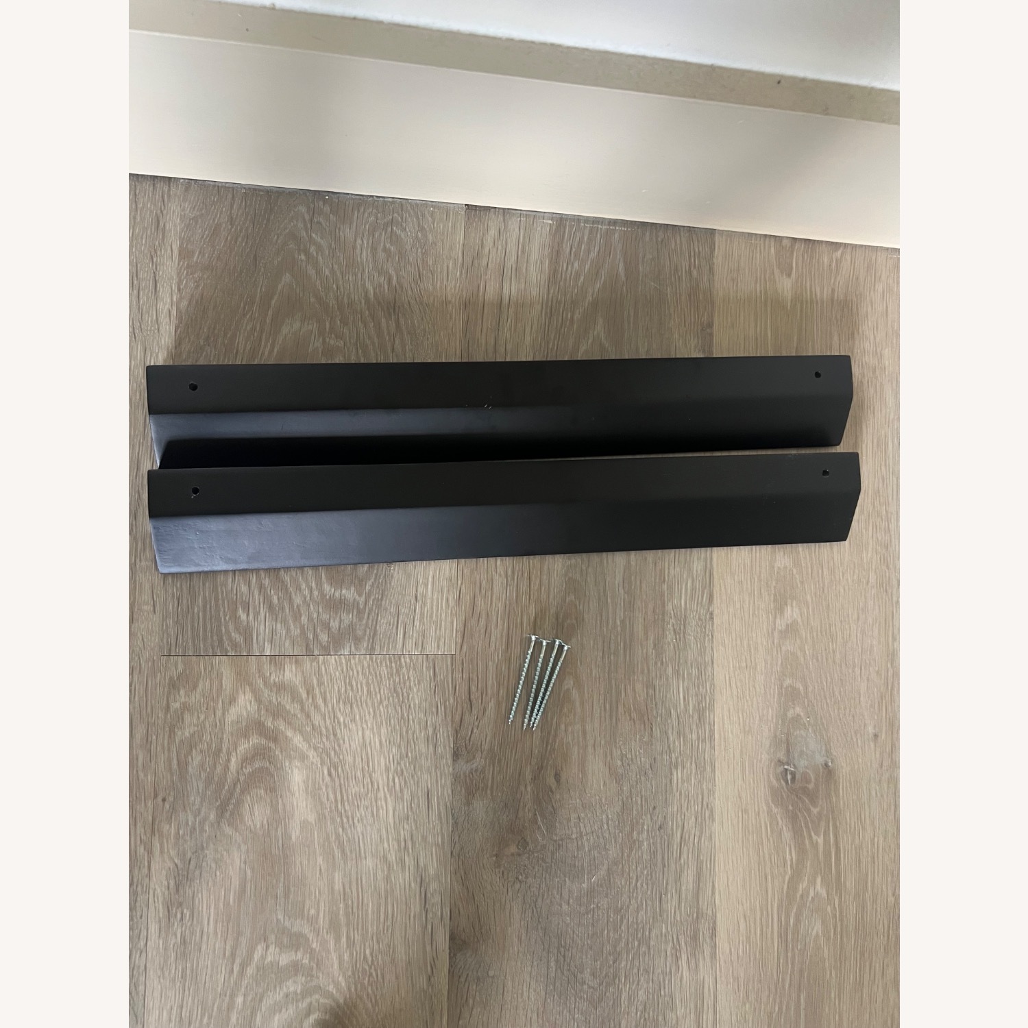 Article Almelo Ivory Queen Headboard  - image-5