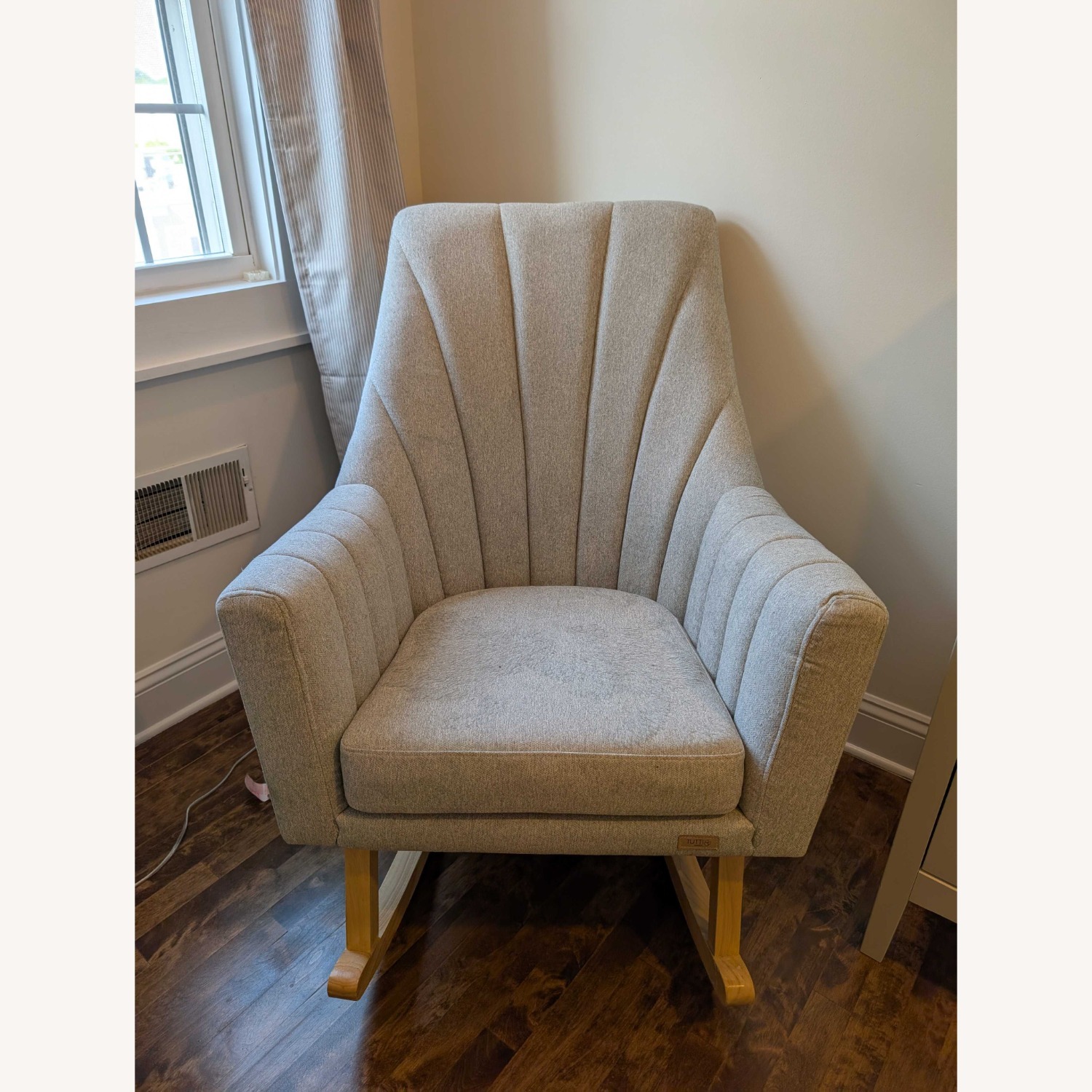 Tutti Bambini Noah Nursery Rocking Chair - image-1