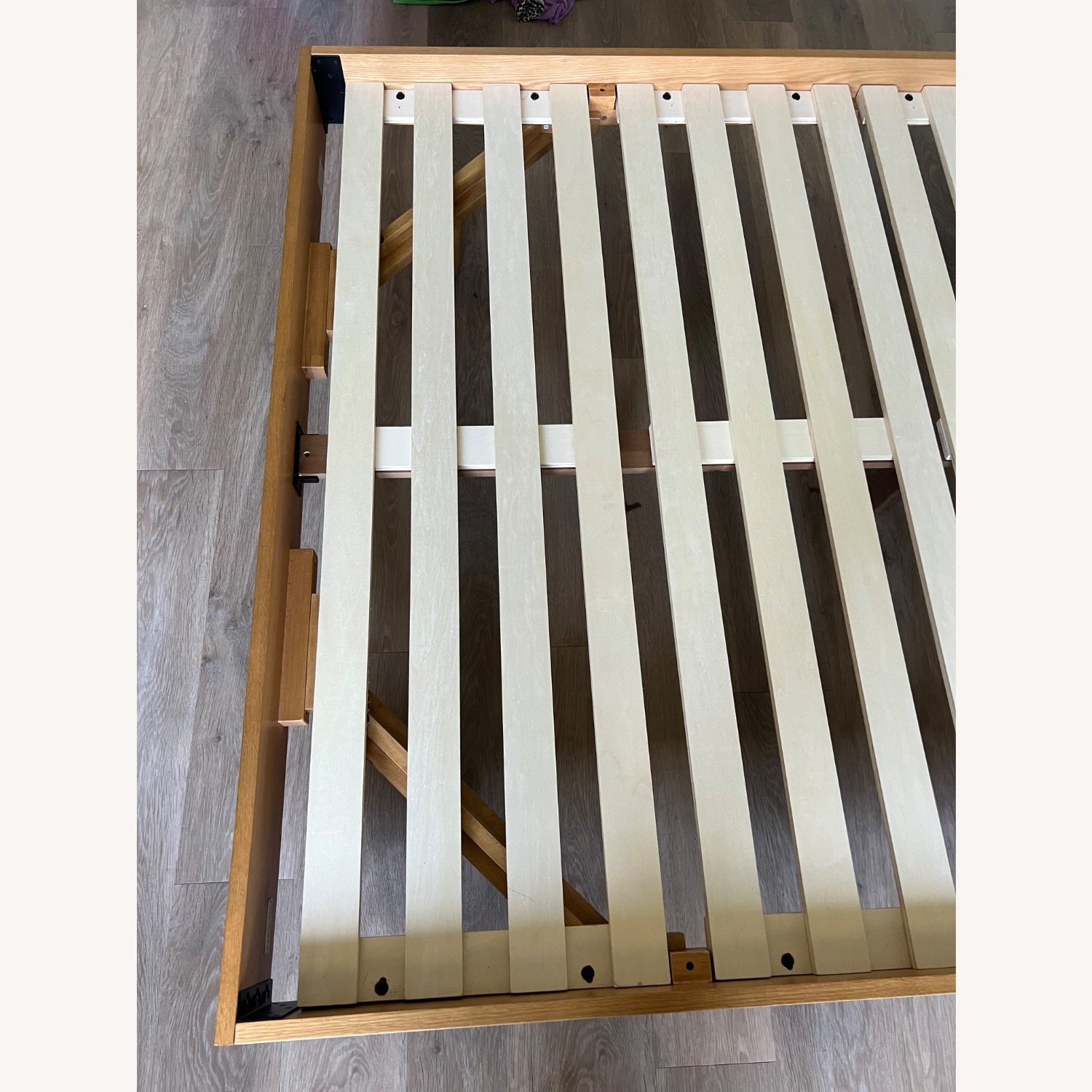 Article Basi Queen Oak Bedframe - image-6