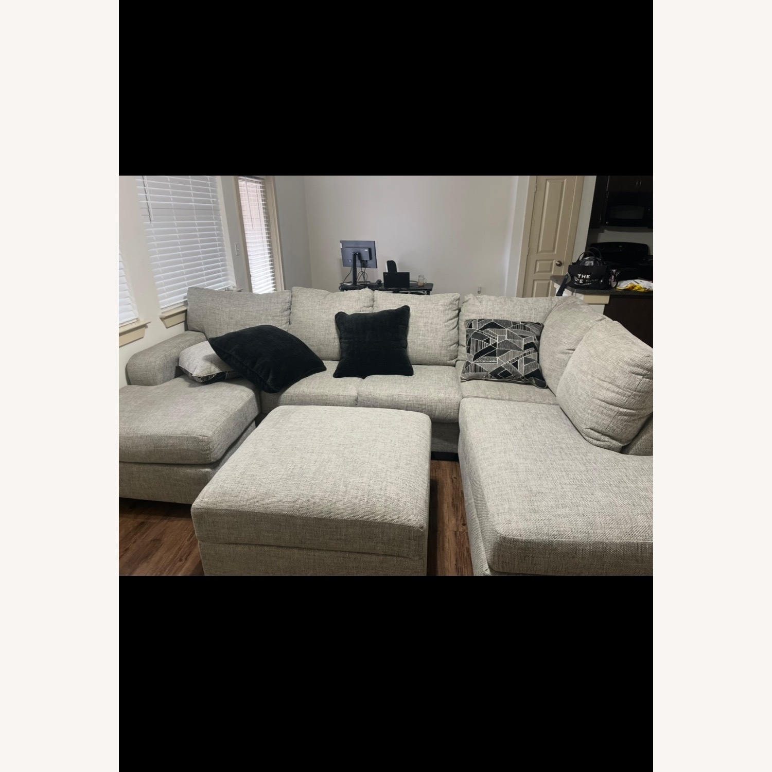 Nebraska Mart Light Gray 3 Piece Sectional - image-2