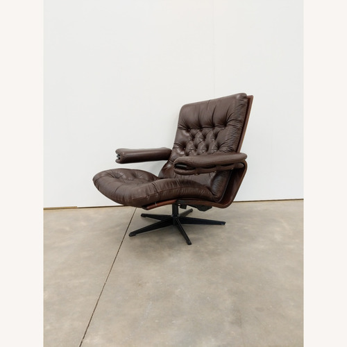 Used Vintage Danish Modern Leather Lounge Chair by Coja for sale on AptDeco