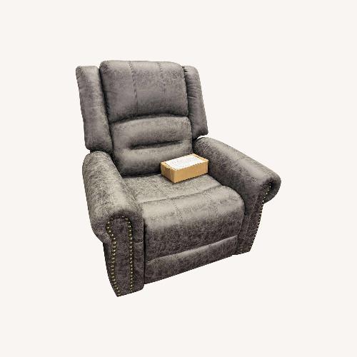 Used Dual Motor Lay Flat Lift Chairs Recliners for sale on AptDeco