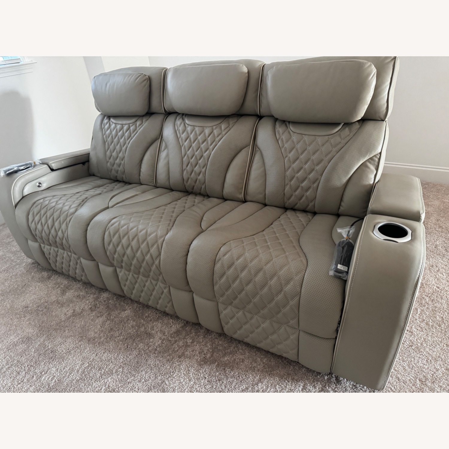 3 Seated Recliner Massage and Heater - image-4