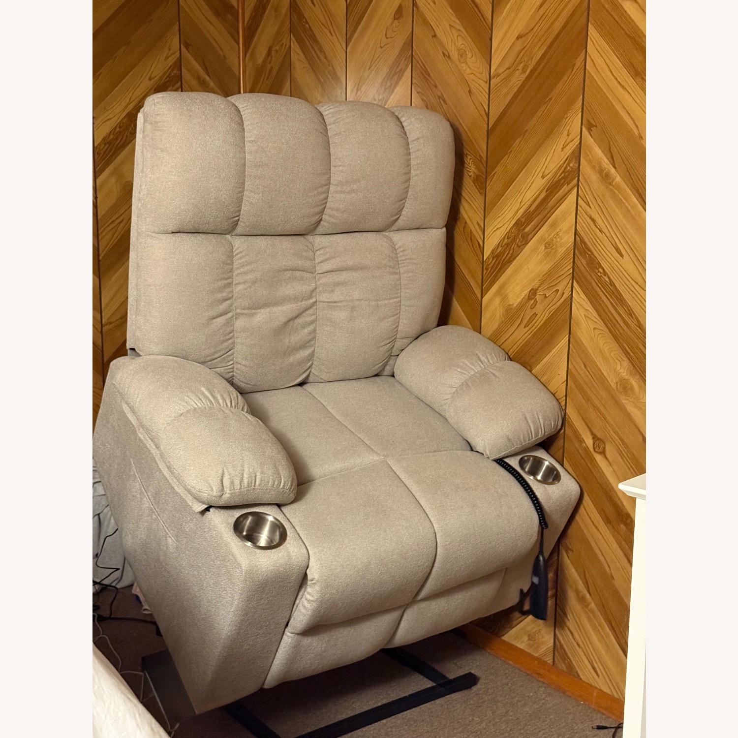 Massaging Recliner with Heat - image-3