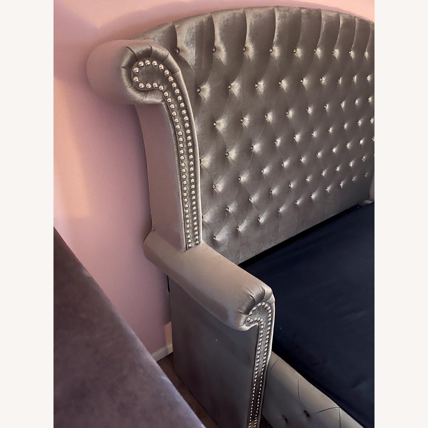 Deanna Coaster Gray Metallic Ulpostery Headboard - image-2