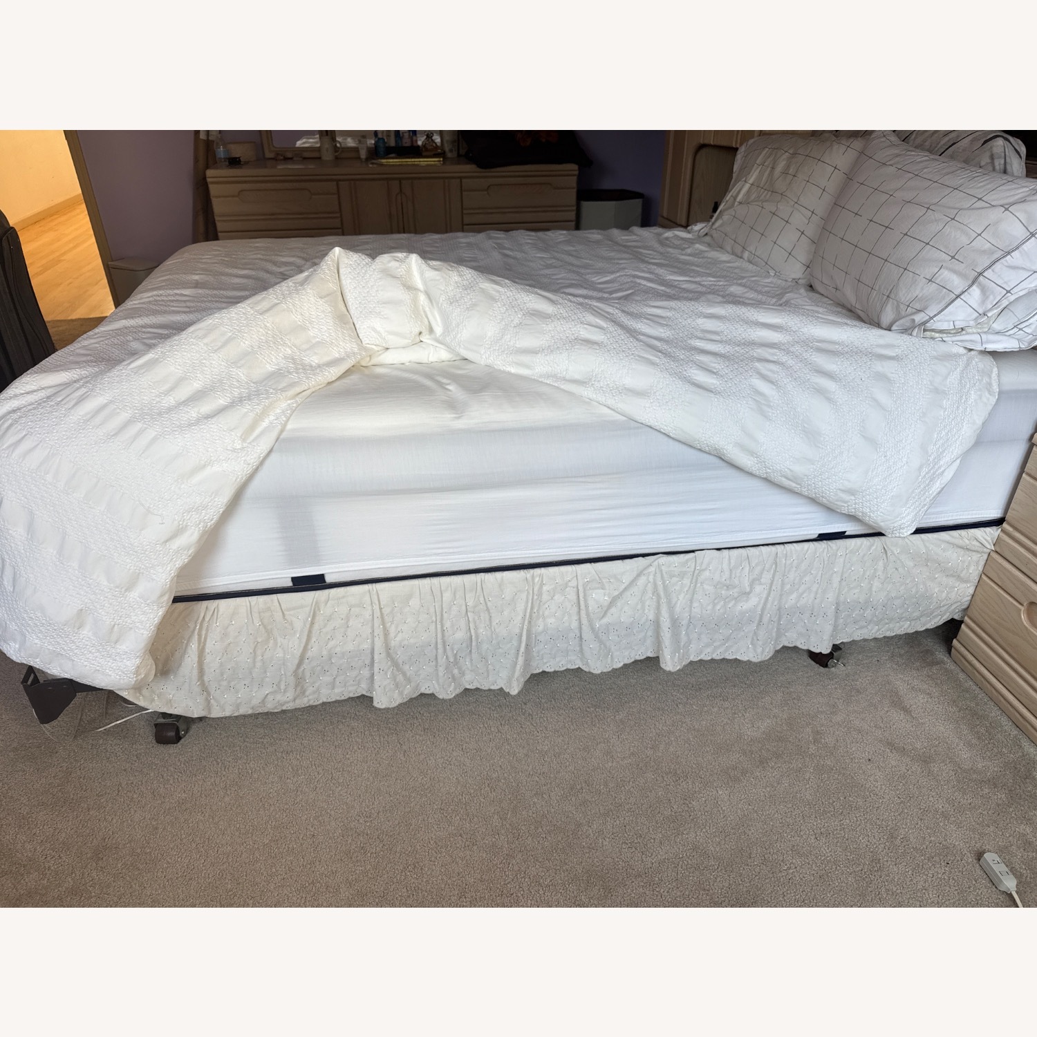 Bed and Base - image-3
