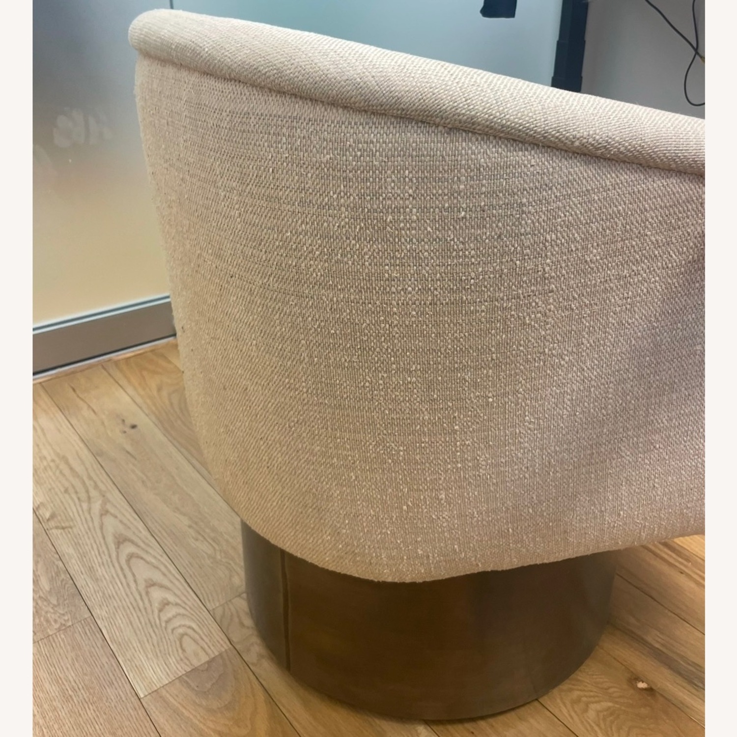 Leon Rosen 1970’s Swivel Armchair - image-2