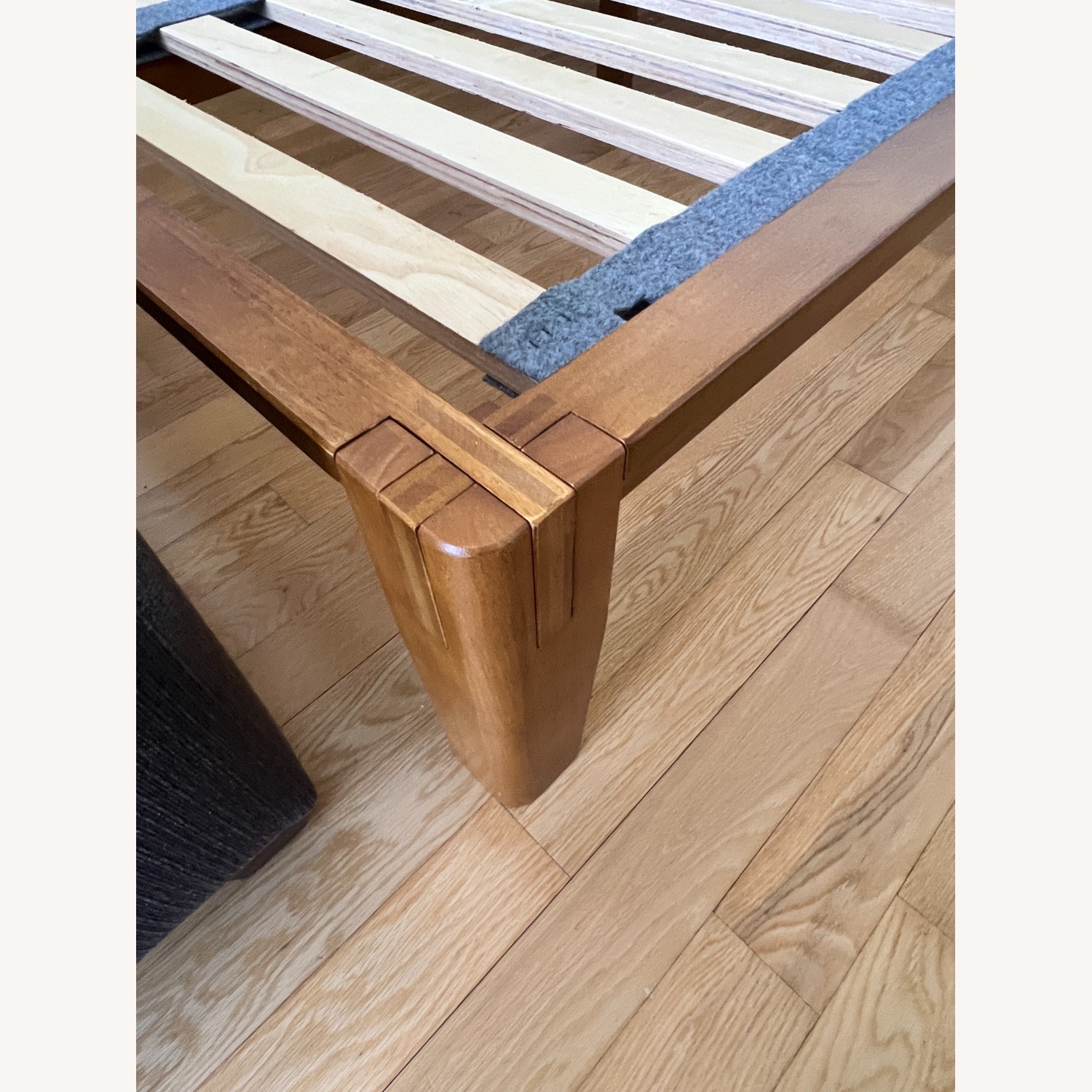 Thuma Bed – Queen – Walnut Frame w/PillowBoard - image-5