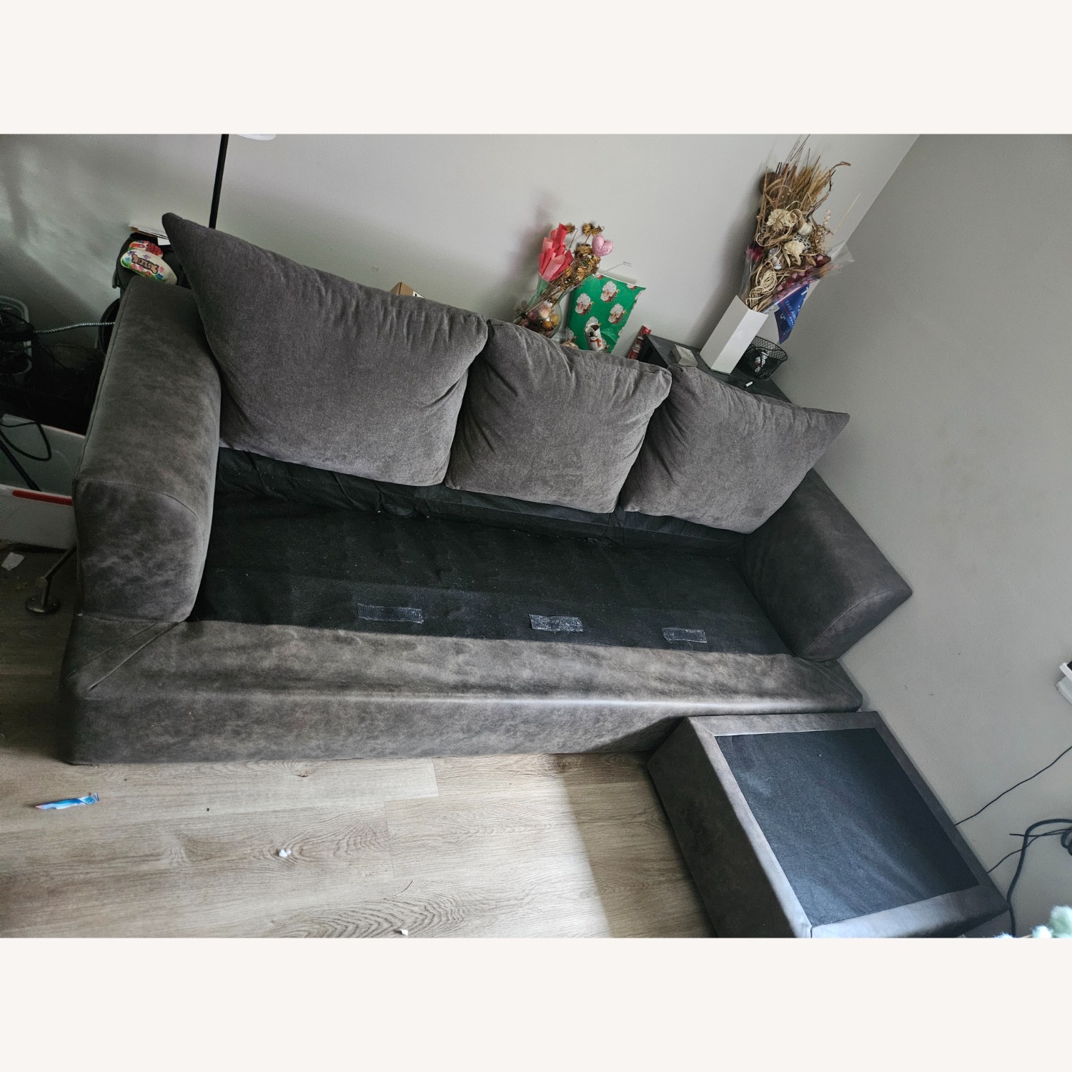 Envy II Sofa Chaise - image-3