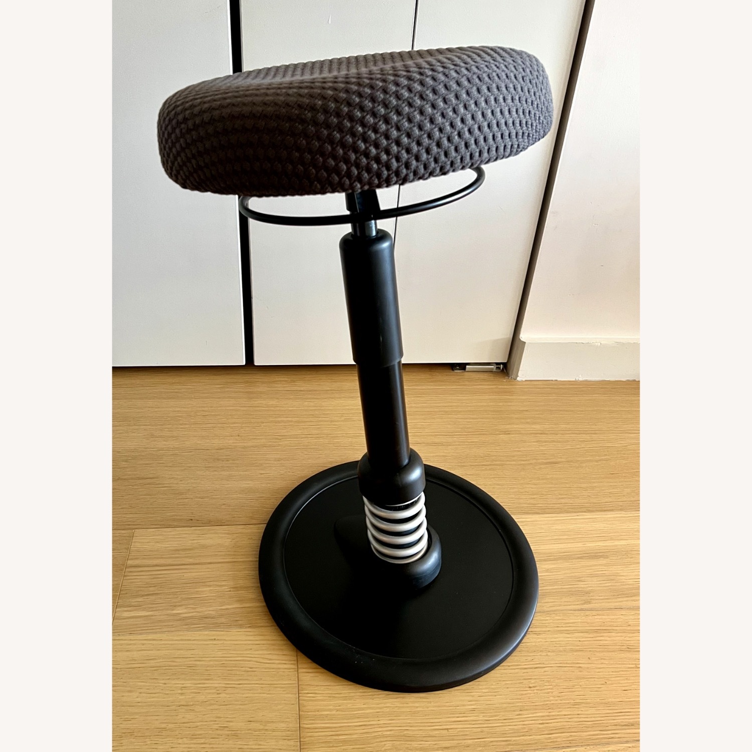 Sitmatic Pogo Standing Desk Stool - image-5