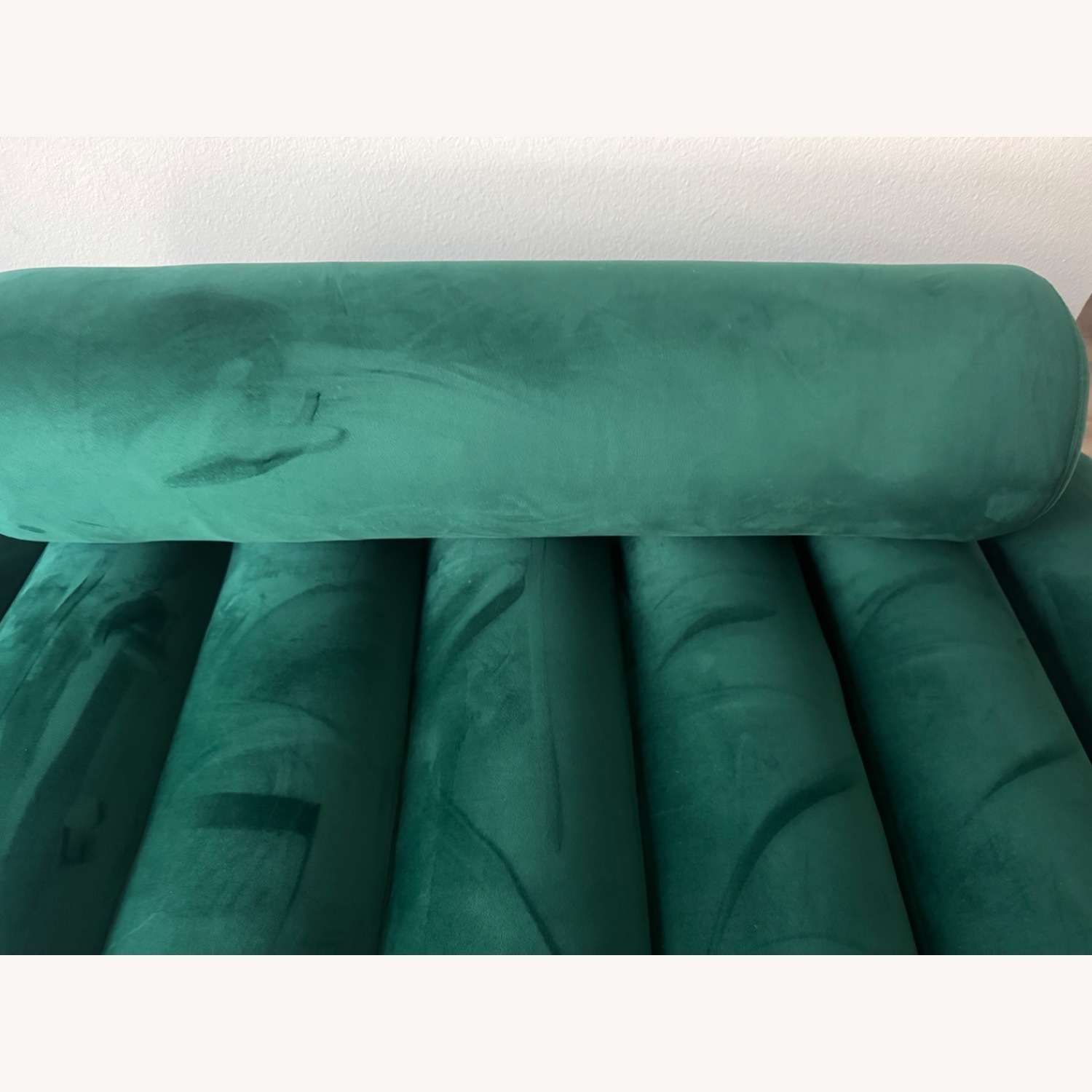 Green conversation. - image-2