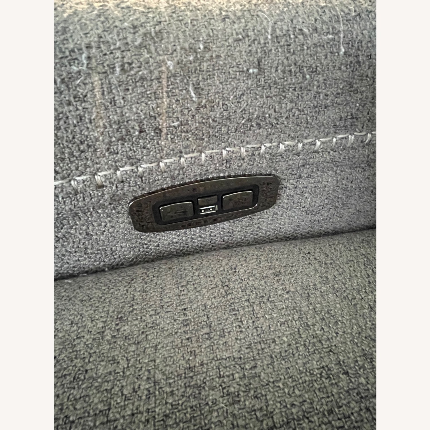 Ashley Furniture Mabton Couch Recliner  - image-5