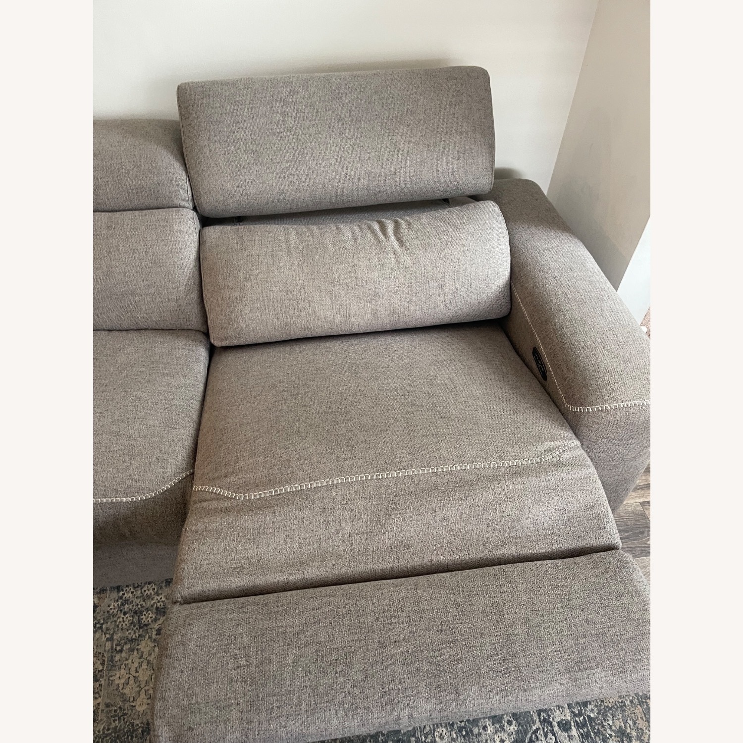 Ashley Furniture Mabton Couch Recliner  - image-4