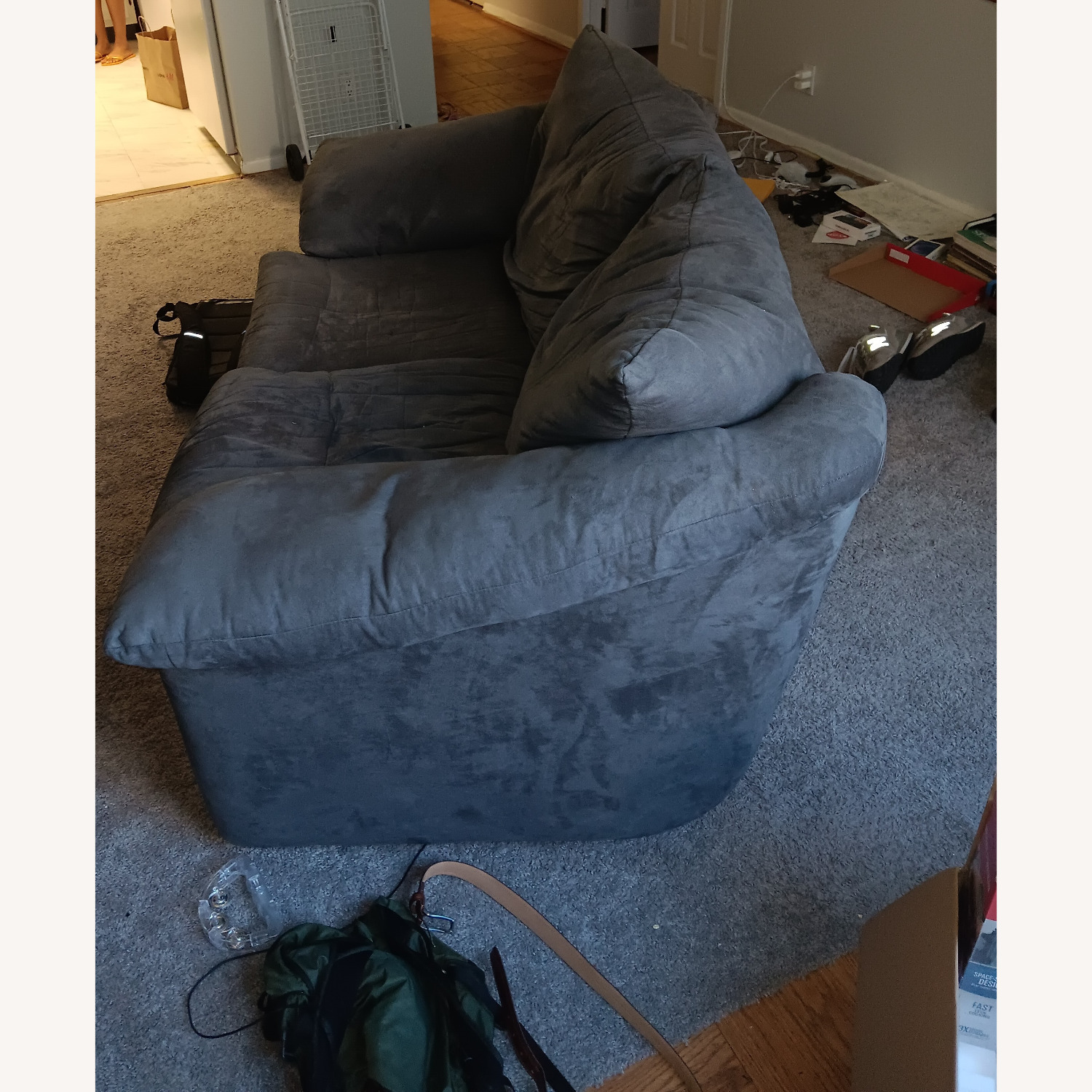 Klaussner Furniture Loveseat - image-2