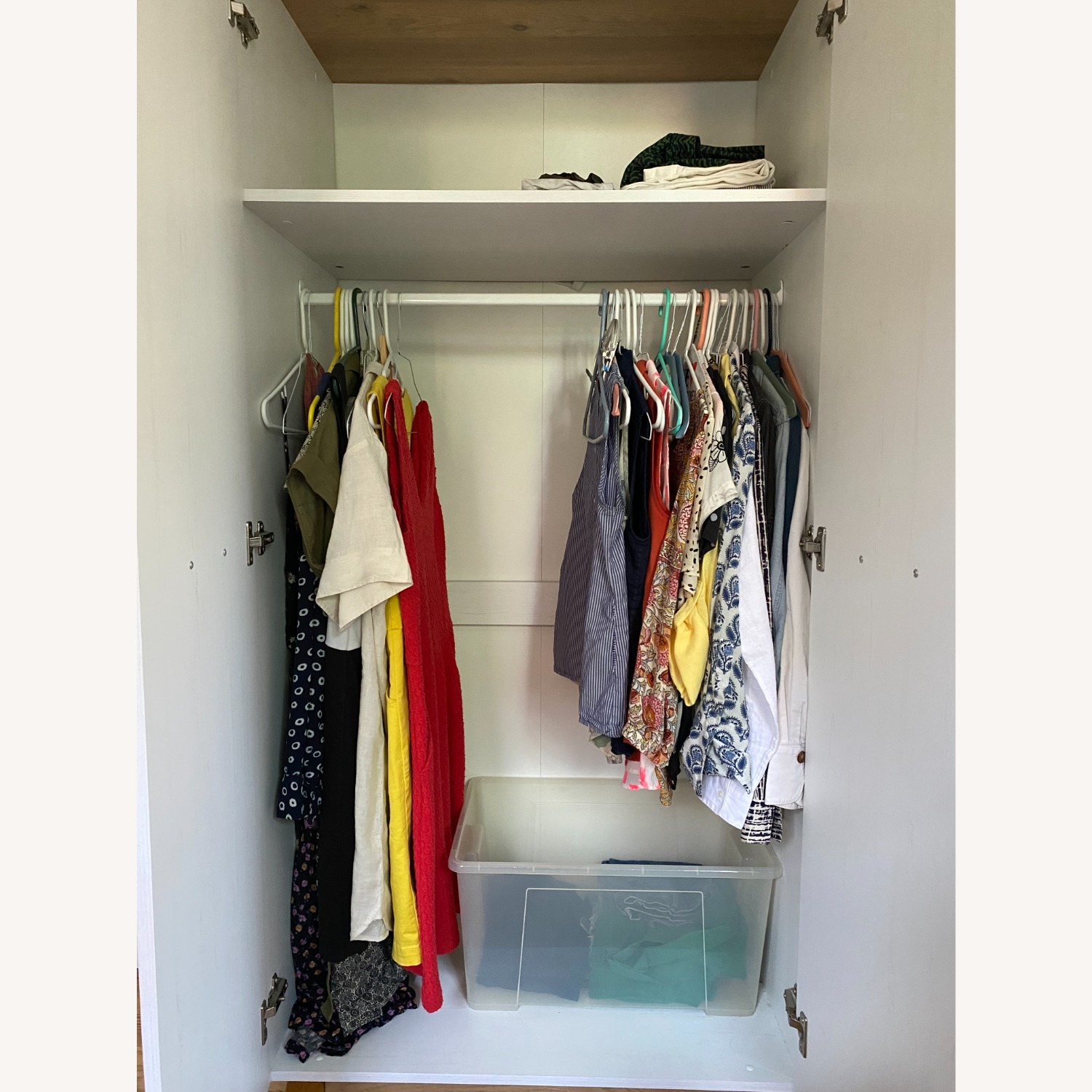 VBChome Modern Armoire - image-3