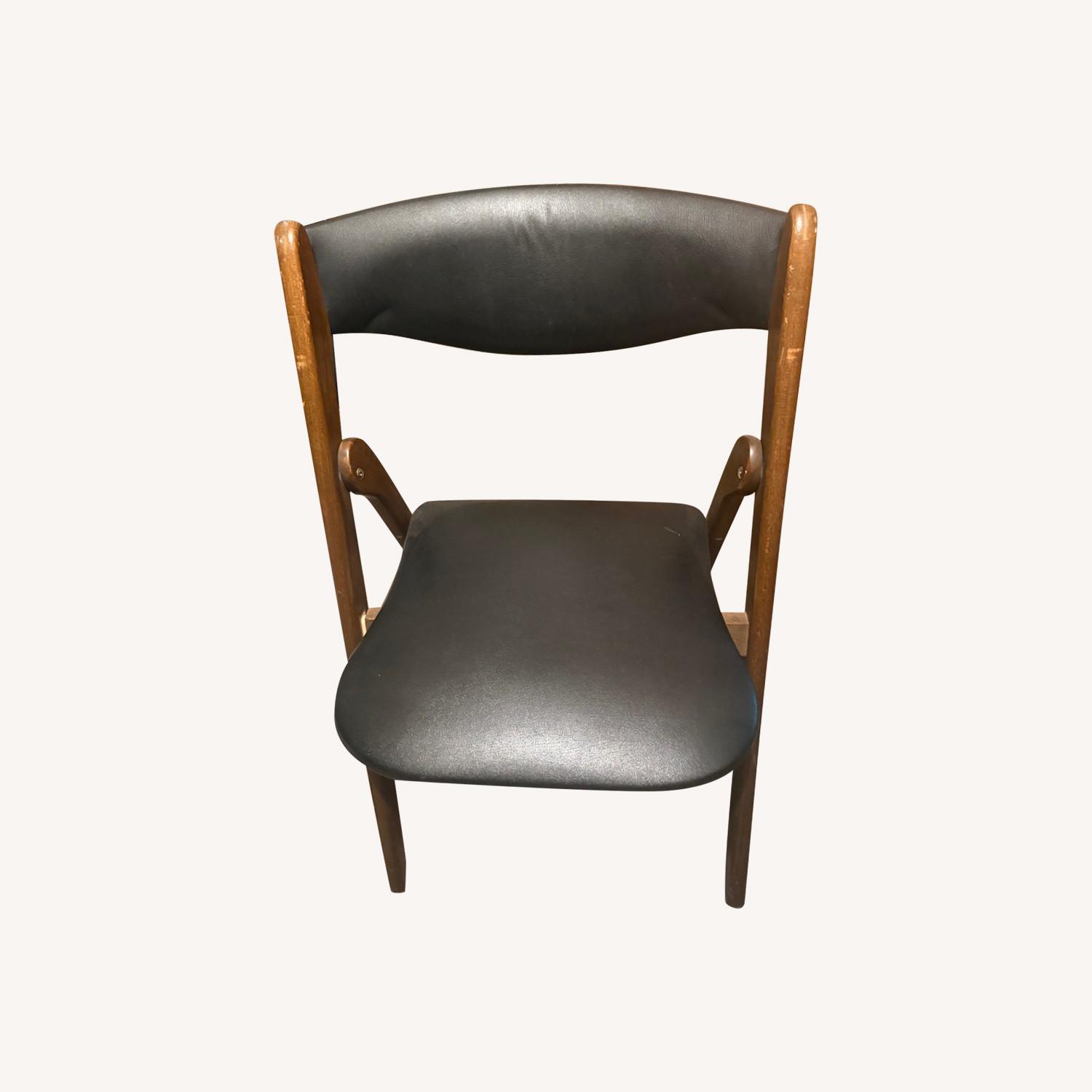 2 Cornet Chairs and Table Set - image-0