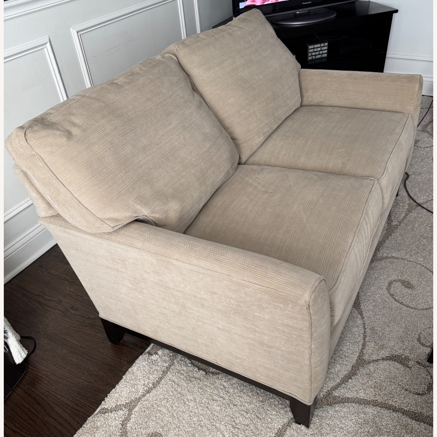 Broyhill Loveseat - image-4