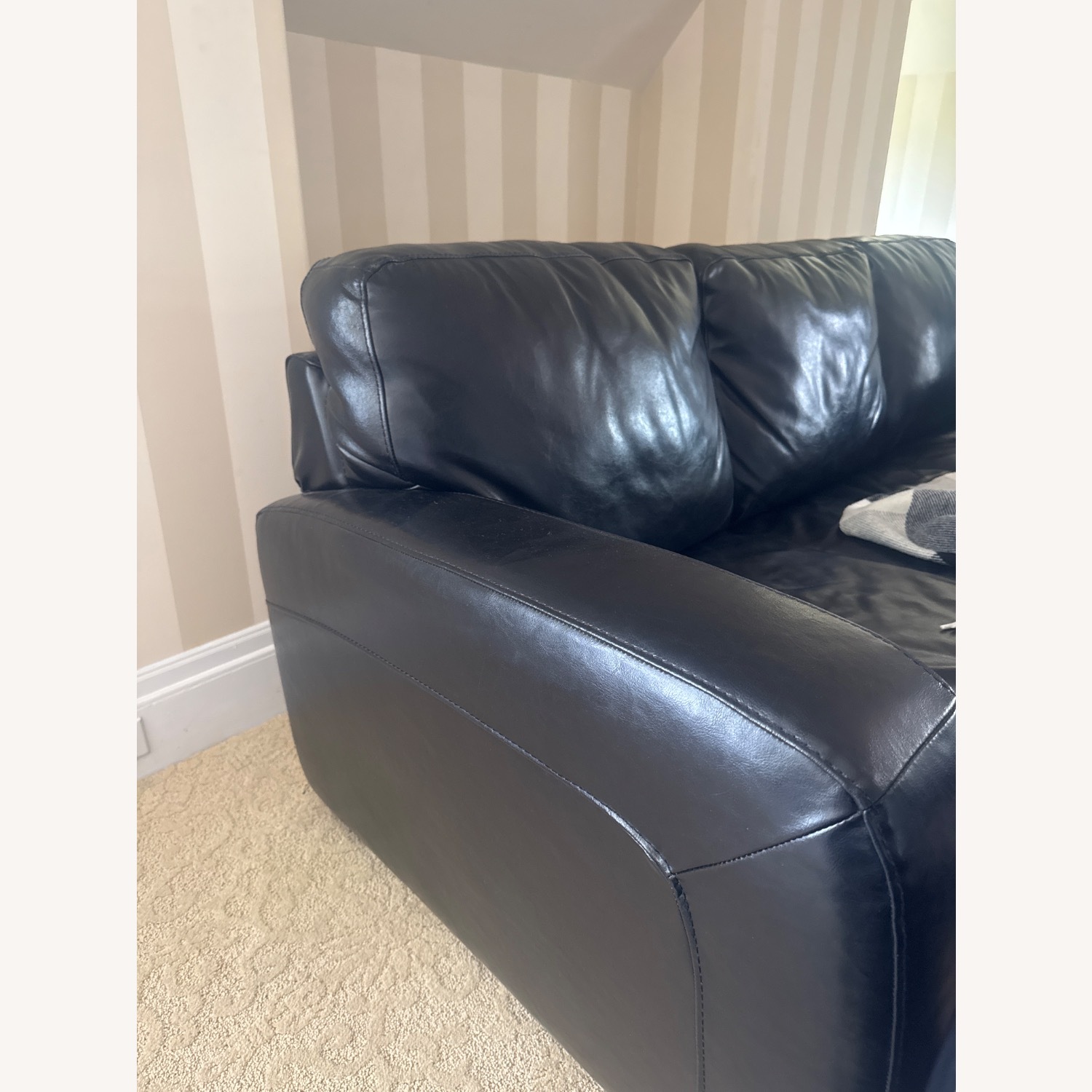 20th Century Italian Leather Black Natuzzi Couch - image-3