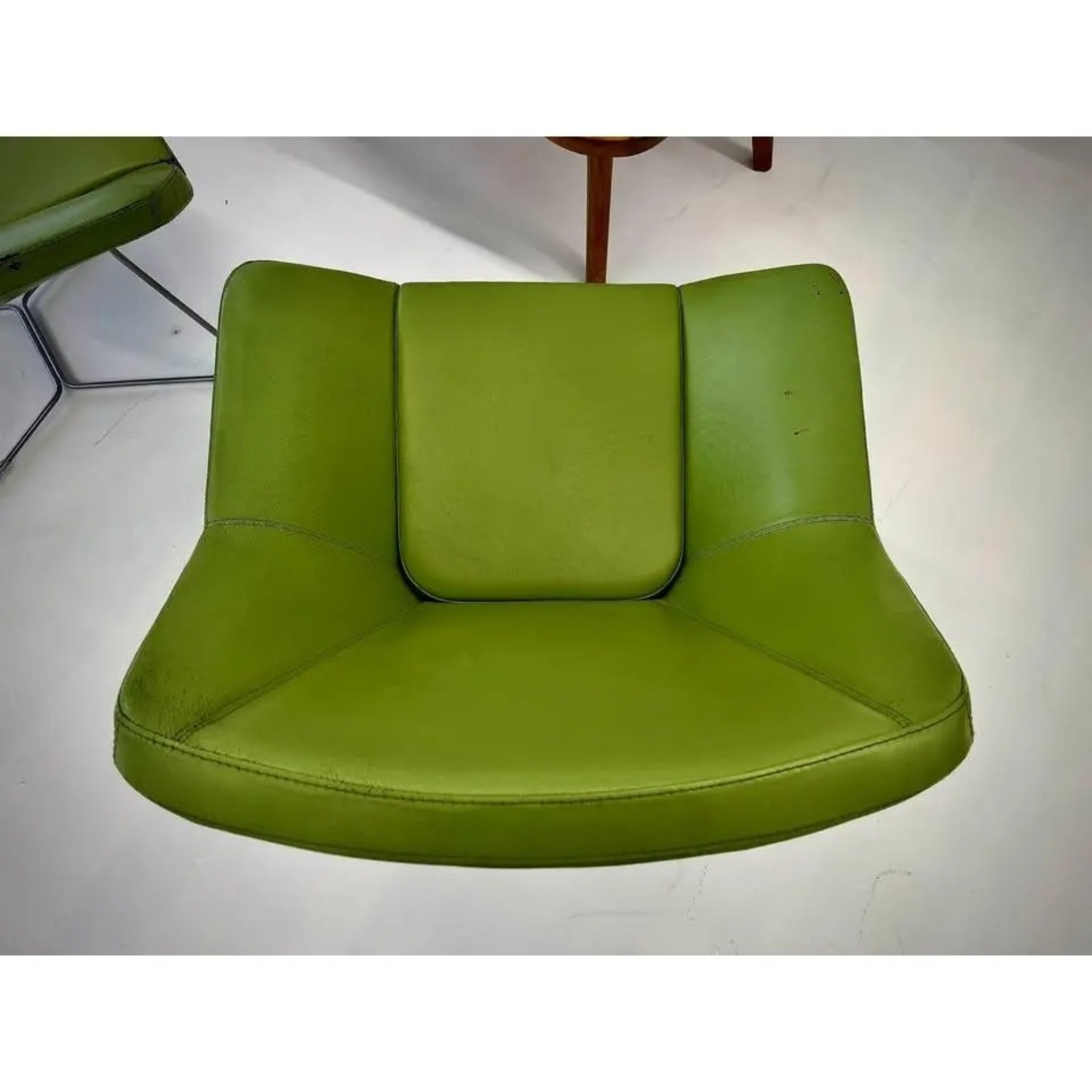 Keilhauer Cahoots Lounge Chairs - image-3