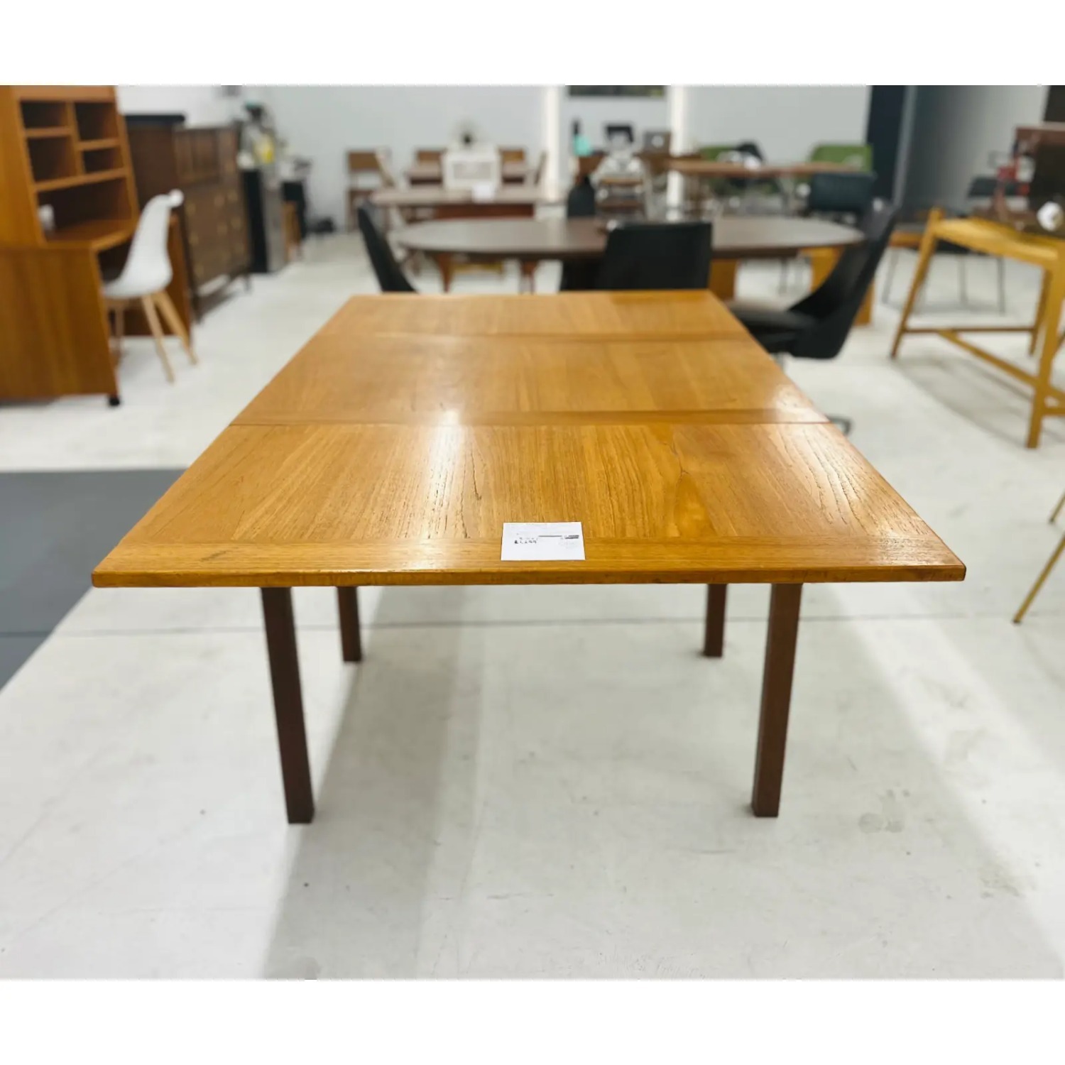 Ansager Mobler MCM Danish Teakwood Dining Table With Two Leaves - image-2