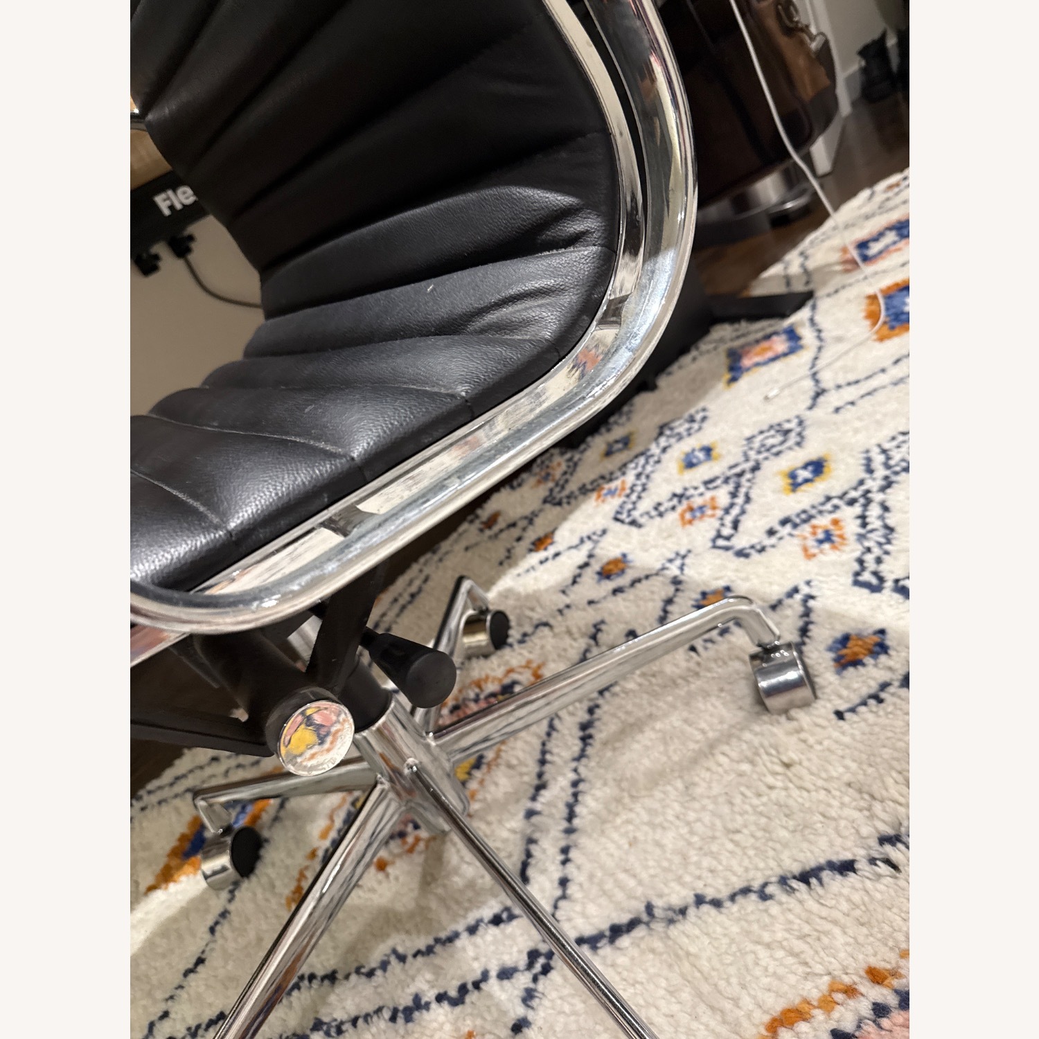 Eames Management Duke Chair  - image-3