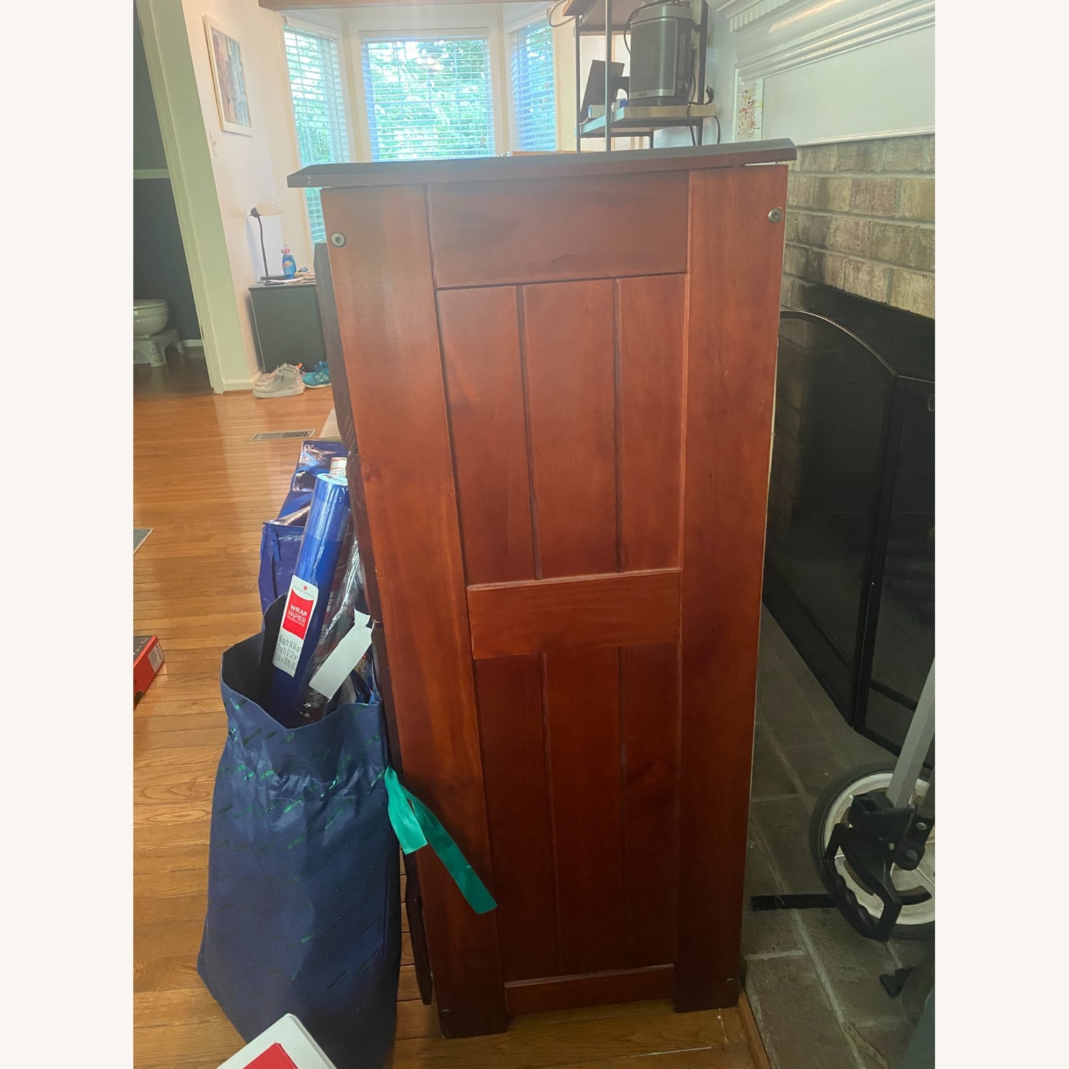 Cherry Wood 5-drawer Chest - image-3