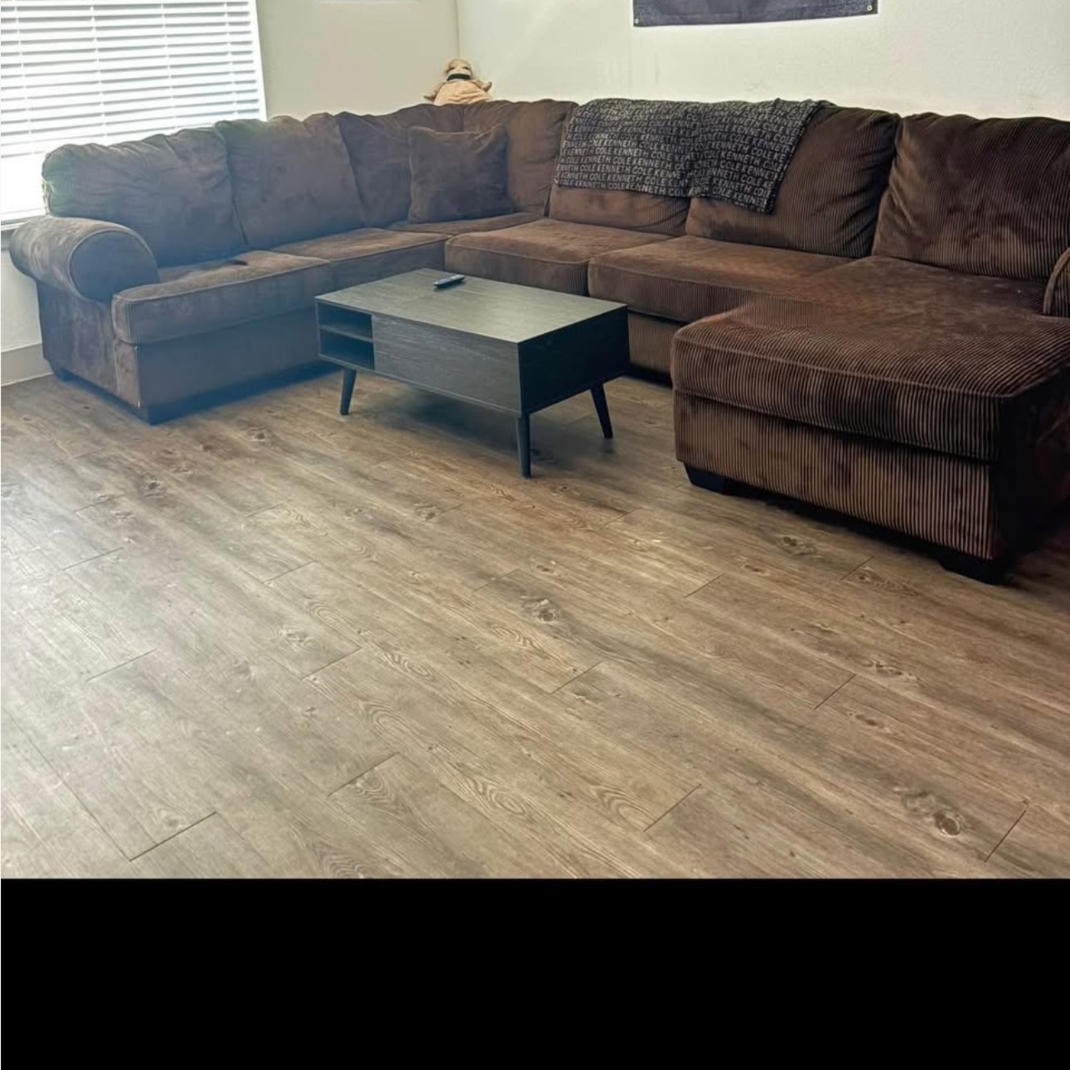 Vista 3-Piece Sectional with Chaise - image-1