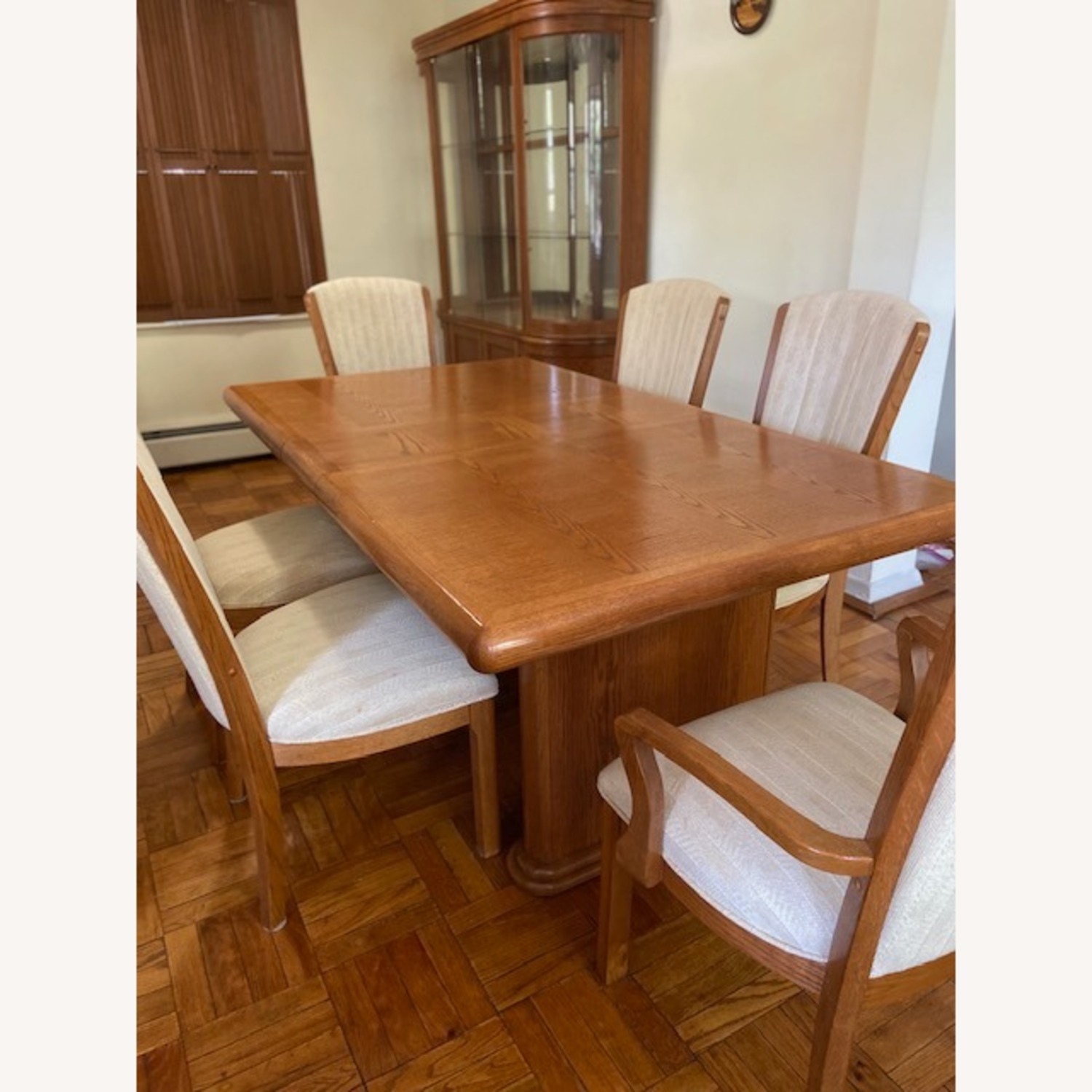 Elegant Dining Room Set - image-5