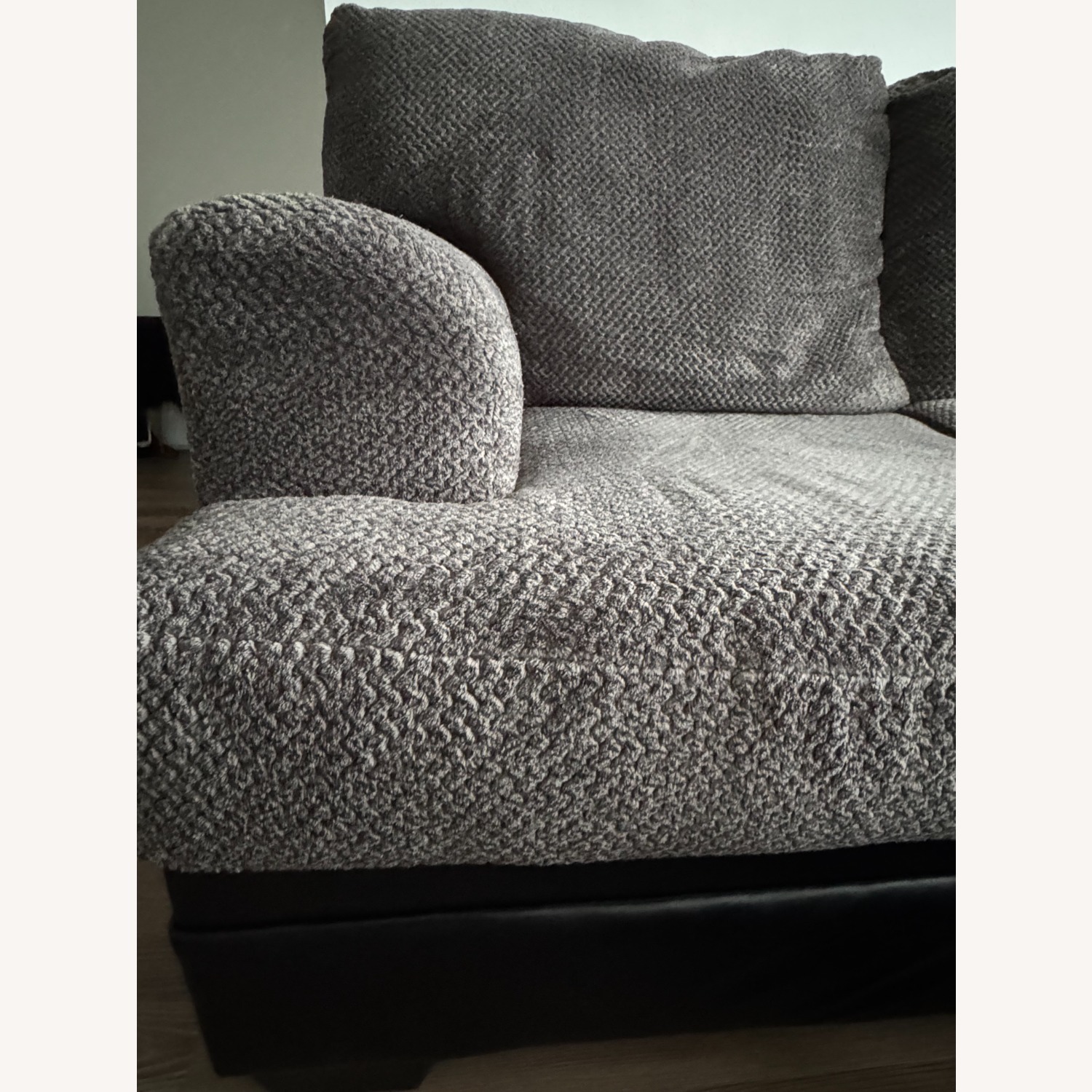 Three-seat Sofa - image-6