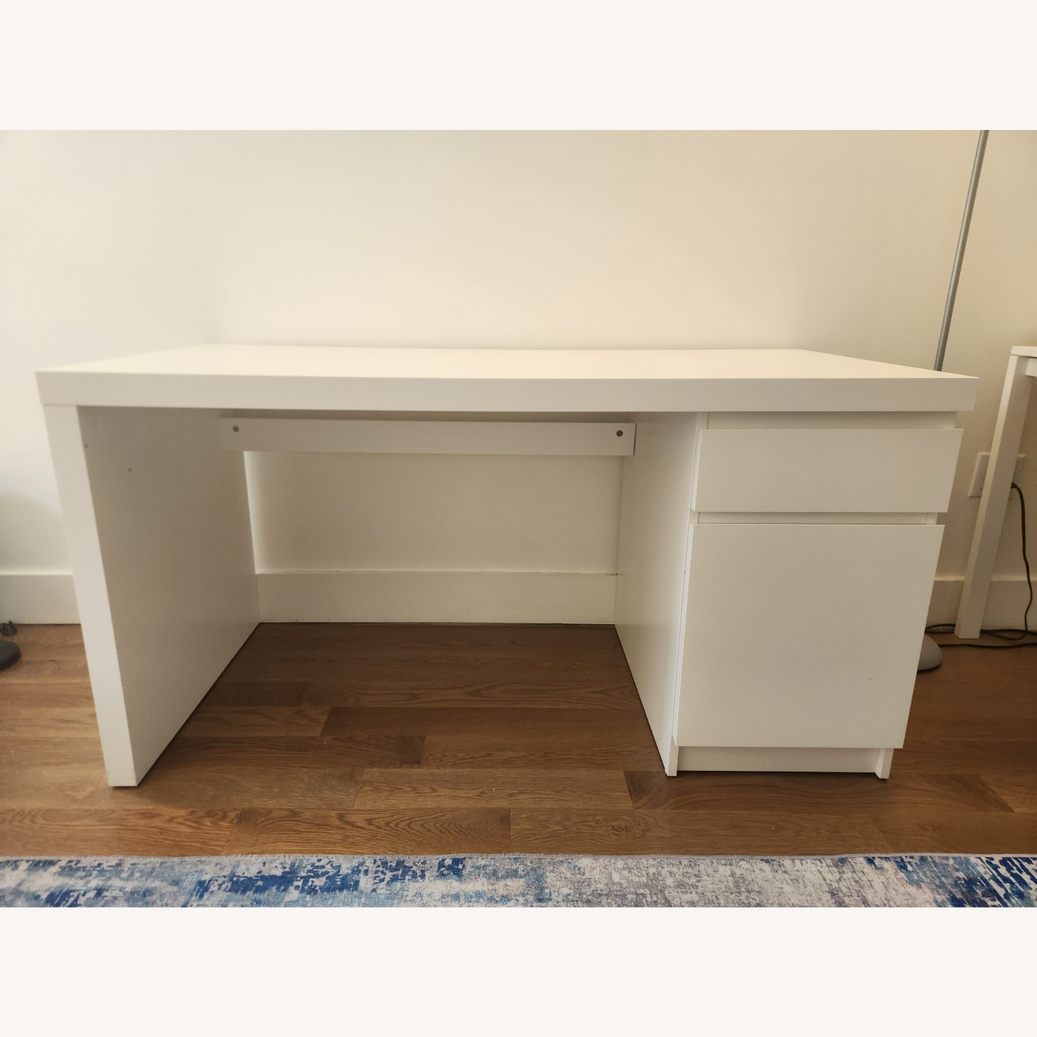 IKEA MALM Desk White - image-3