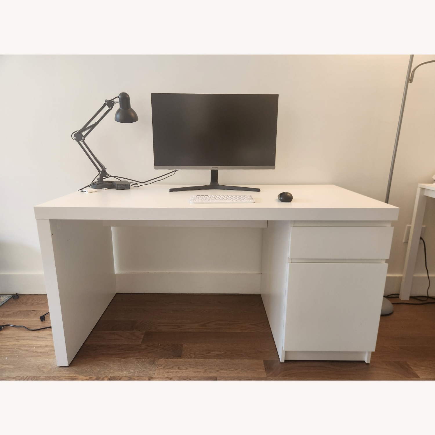 IKEA MALM Desk White - AptDeco