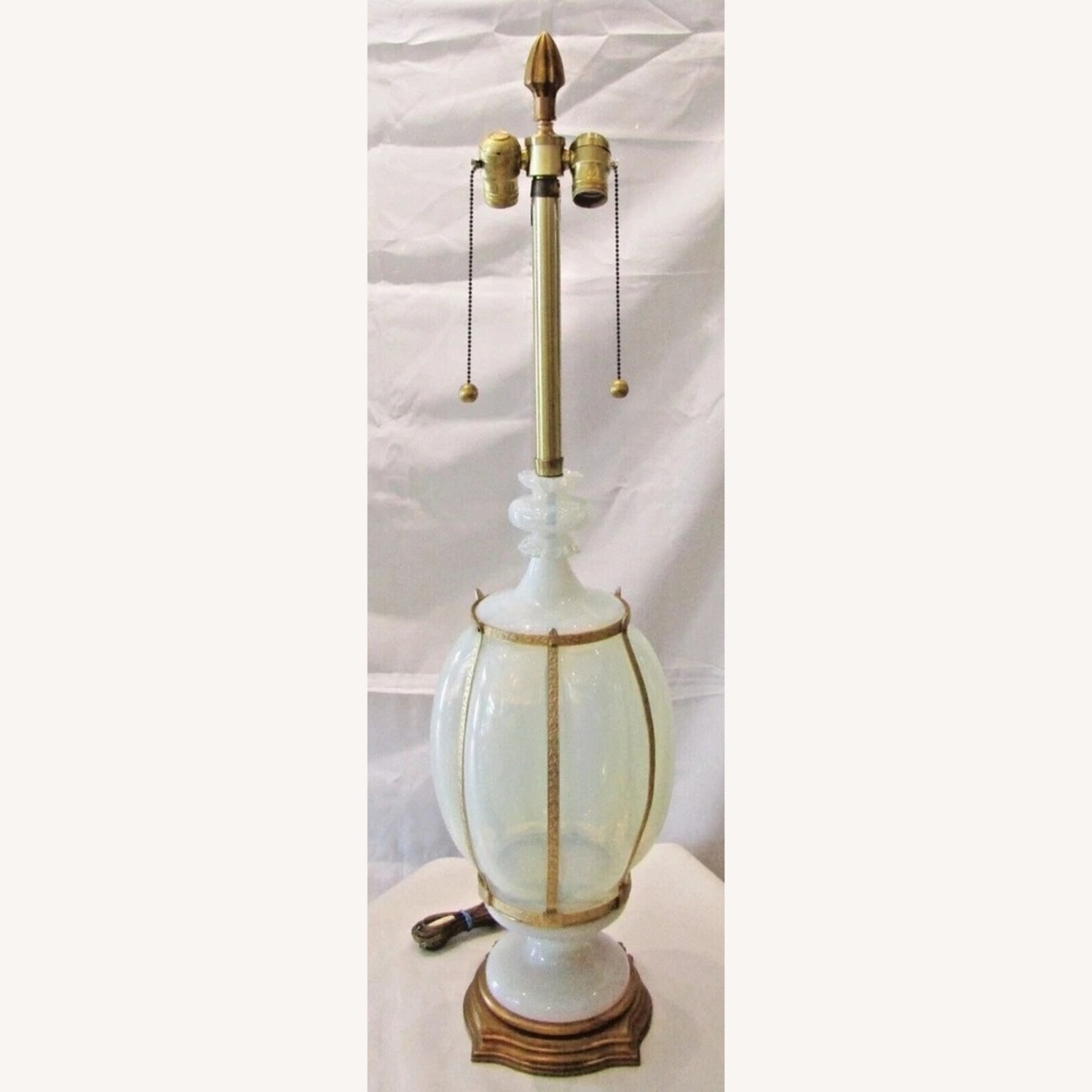 Murano Opaline Glass Table Lamp by Marbro - image-2